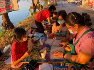3. กิจกรรมส่งเสริมการอ่านเพื่อชุมชนและท้องถิ่น ณ ตลาดริมน้ำ ย้อนรอยวัฒนธรรม ชุมชนเทศบาลเมืองหนองปลิง                                                                                    ของสำนักวิทยบริการละเทคโนโลยีสารสนเทศ มหาวิทยาลัยราชภัฏกำแพงเพชร