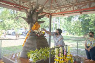 2. วันที่ ๒๕ เมษายน ๒๕๖๕ สำนักวิทยบริการและเทคโนโลยีสารสนเทศ มหาวิทยาลัยราชภัฏกำแพงเพชร ร่วมพิธีสรงน้ำพระพุทธวิธานปัญญาบดี เนื่องในวันสงกรานต์ ประจำปี ๒๕๖๕