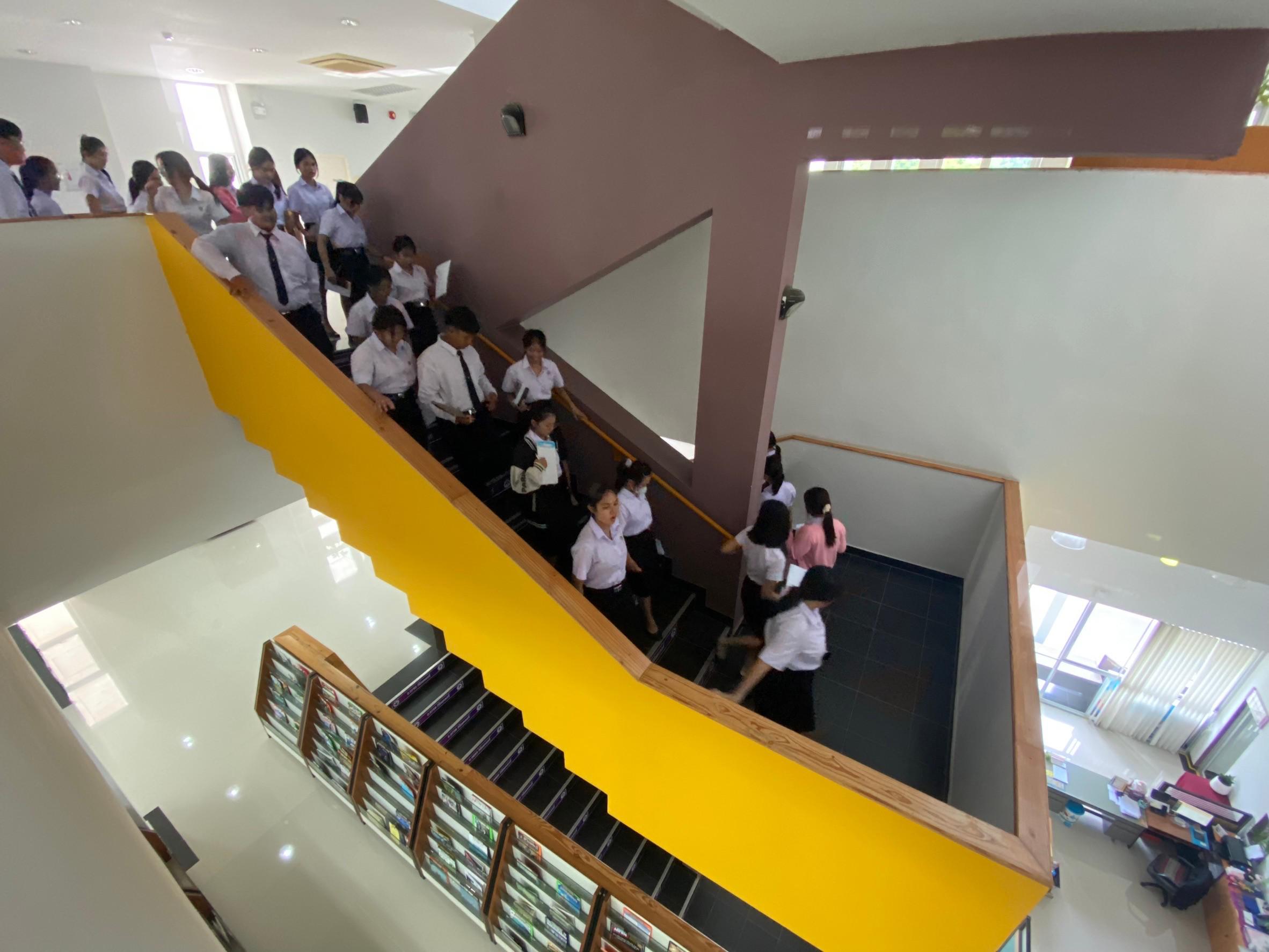 4. วันที่ 17 มิถุนายน 2567 แนะนำบริการ สำนักวิทยบริการและเทคโนโลยีสารสนเทศ