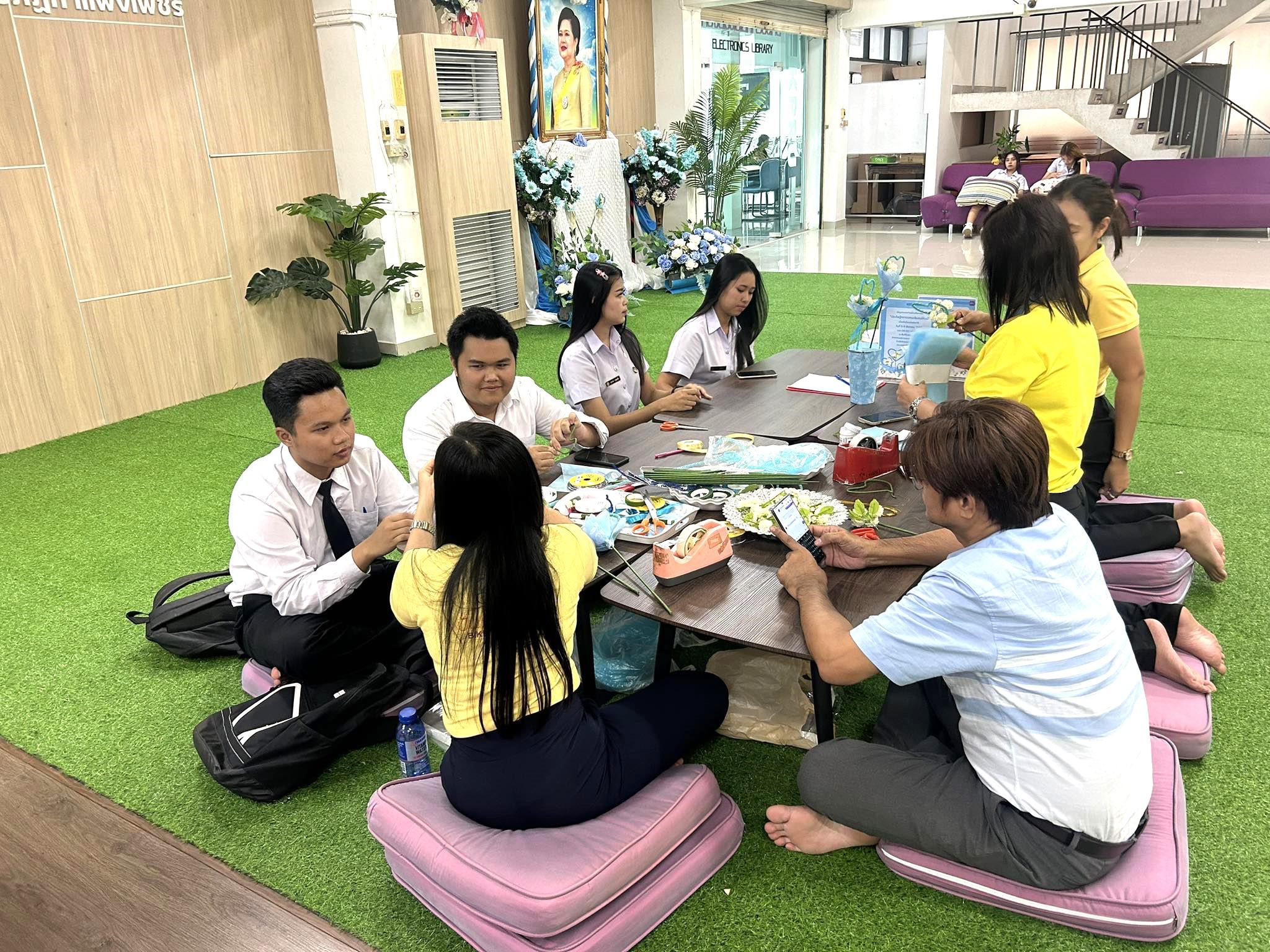 3. โครงการบริการวิชาการและส่งเสริมการใช้แหล่งเรียนรู้ กิจกรรมประดิษฐ์คฑาดอกมะลิ