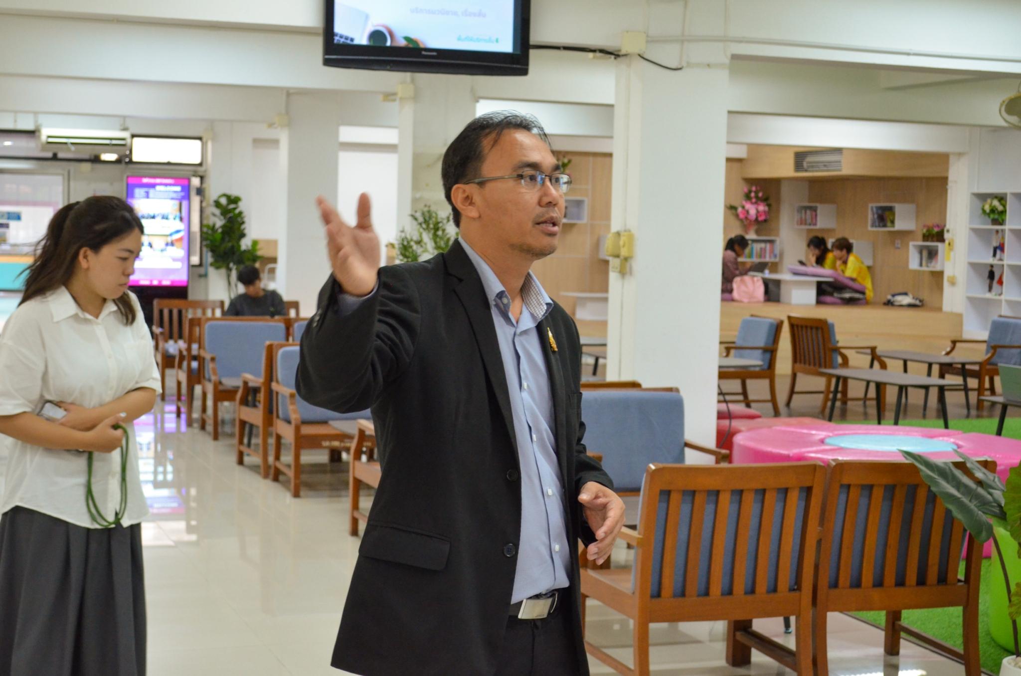 3. ต้อนรับคณะผู้บริหาร วิทยาลัยอาชีวศึกษาและเทคนิคสิบสองปันนา ประเทศสาธารณรัฐประชาชนจีน