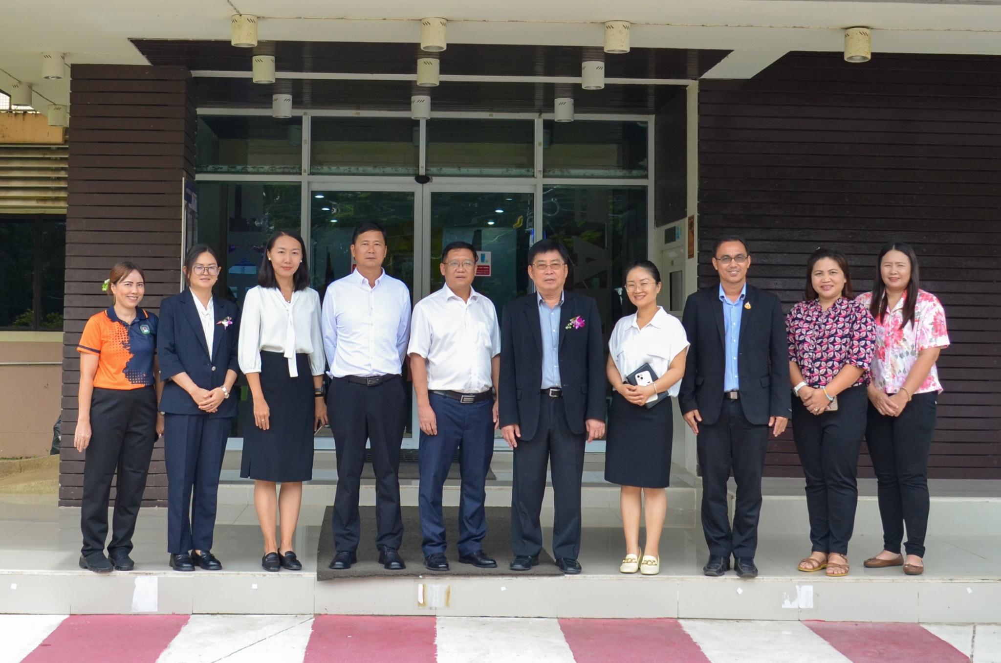 16. ต้อนรับคณะผู้บริหาร วิทยาลัยอาชีวศึกษาและเทคนิคสิบสองปันนา ประเทศสาธารณรัฐประชาชนจีน