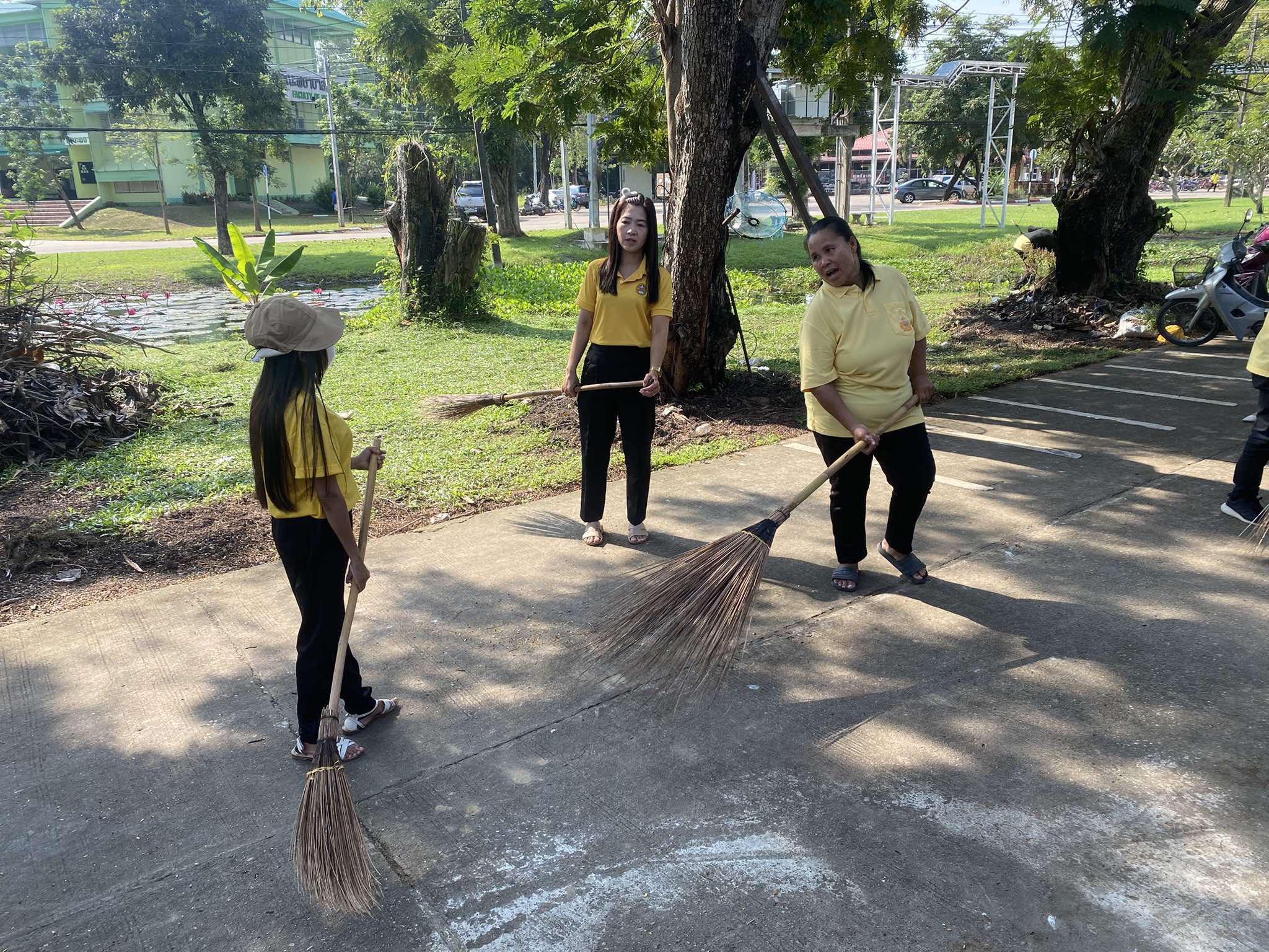 8. กิจกรรม Big Cleaning Day เนื่องในวันคล้ายวันสวรรคต พระบรมชนกาธิเบศร มหาภูมิพลอดุลยเดชมหาราช บรมนาถบพิตร ประจำปี 2567