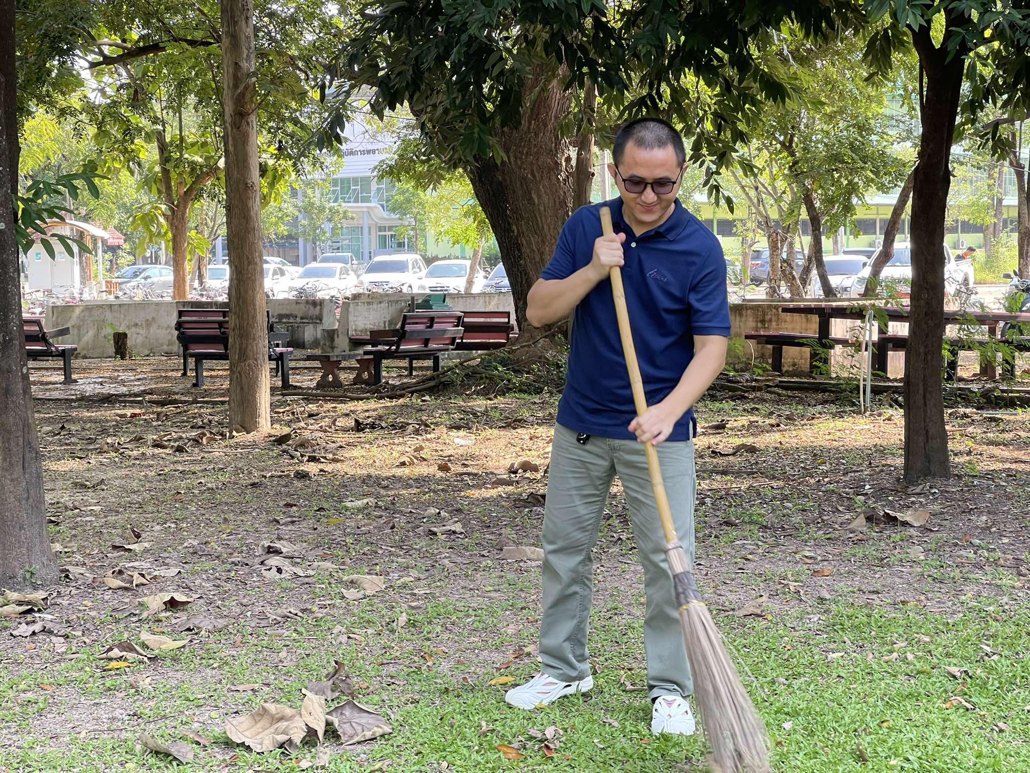 10. กิจกรรม Big Cleaning Day เนื่องในวันคล้ายวันสวรรคต พระบรมชนกาธิเบศร มหาภูมิพลอดุลยเดชมหาราช บรมนาถบพิตร ประจำปี 2567