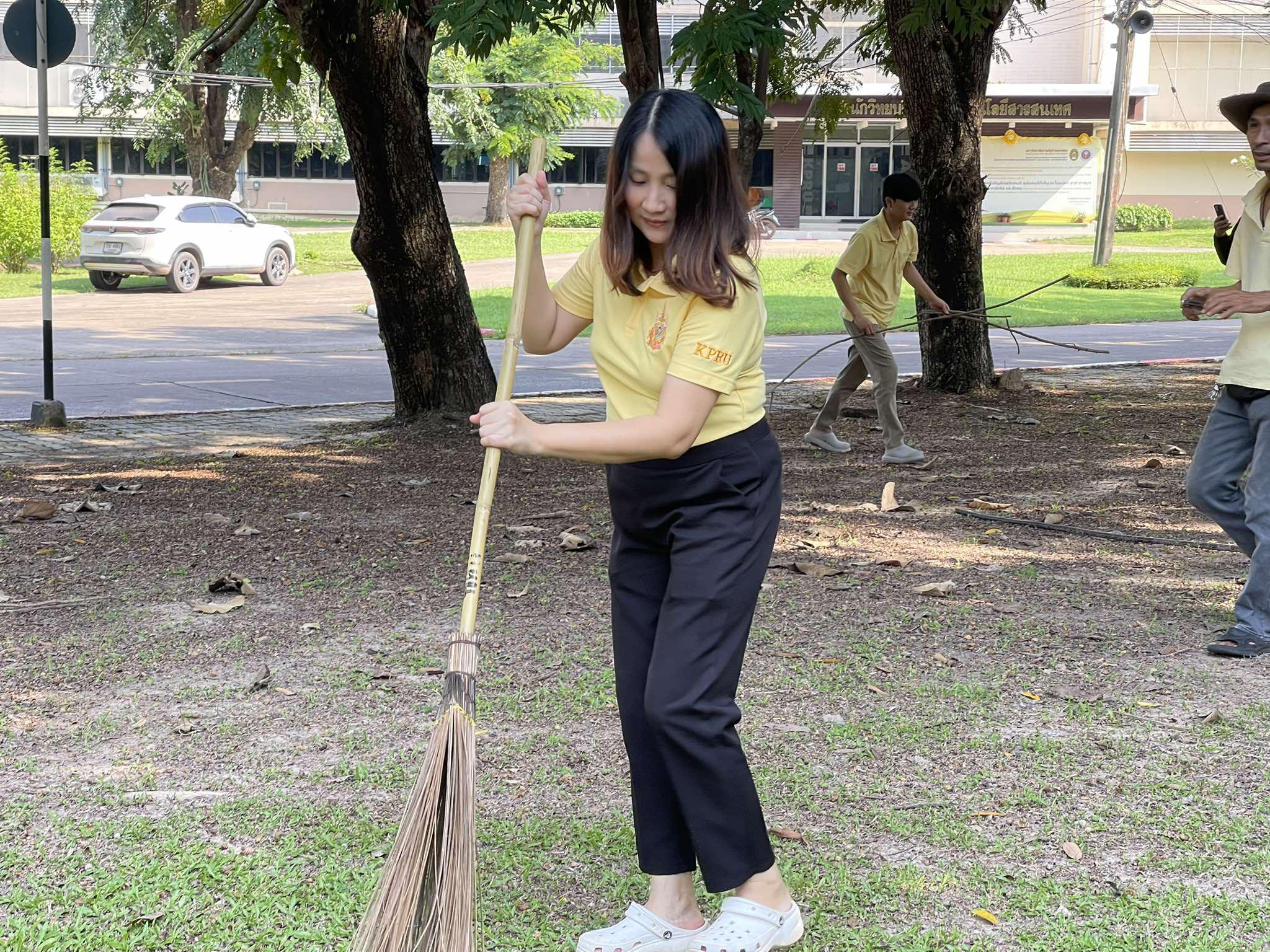 71. กิจกรรม Big Cleaning Day เนื่องในวันคล้ายวันสวรรคต พระบรมชนกาธิเบศร มหาภูมิพลอดุลยเดชมหาราช บรมนาถบพิตร ประจำปี 2567