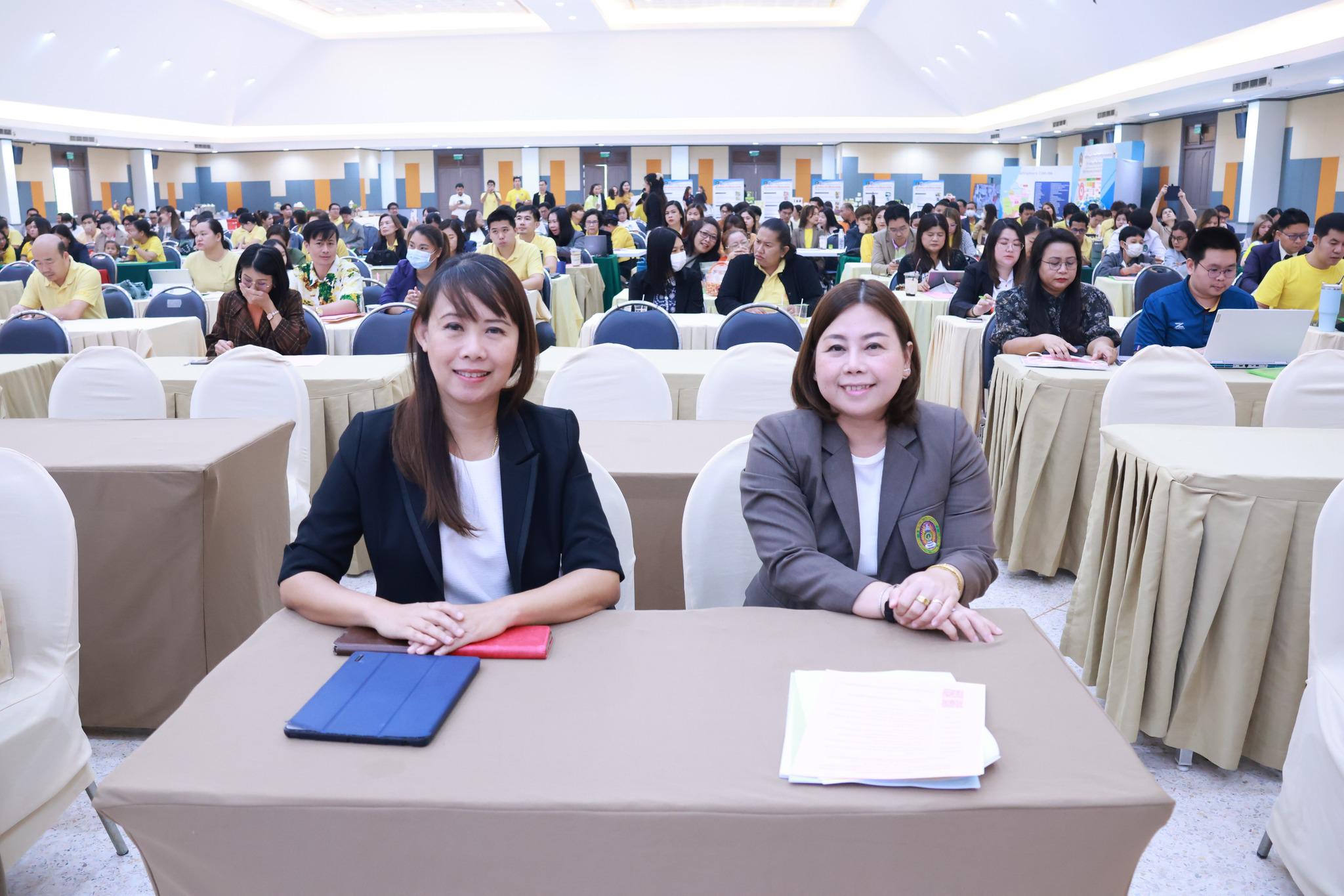 4. มรภ.กำแพงเพชร ทบทวนแผนกลยุทธ์ และแผนปฏิบัติราชการ เพื่อจัดทำแผนกลยุทธ์และแผนปฏิบัติราชการ ประจำปี 2569