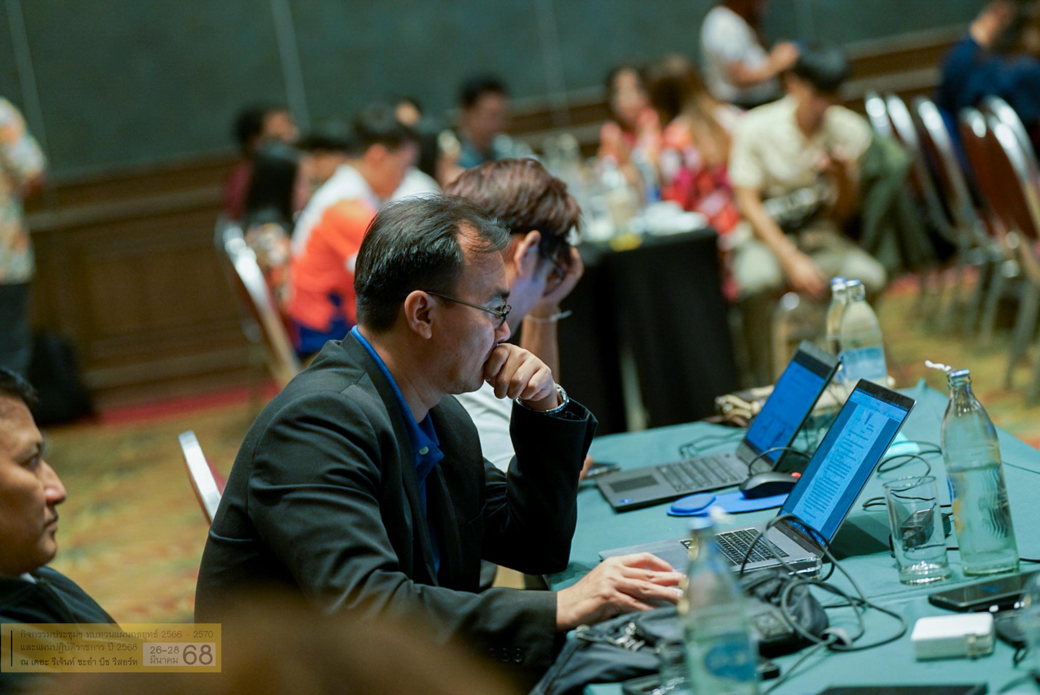 4. การประชุมเชิงปฏิบัติการ ทบทวนแผนกลยุทธ์ 2566 - 2570 (ฉบับปรับปรุง 2568)  กิจกรรมที่ 2 ณ อำเภอชะอำ จังหวัดเพชรบุรี