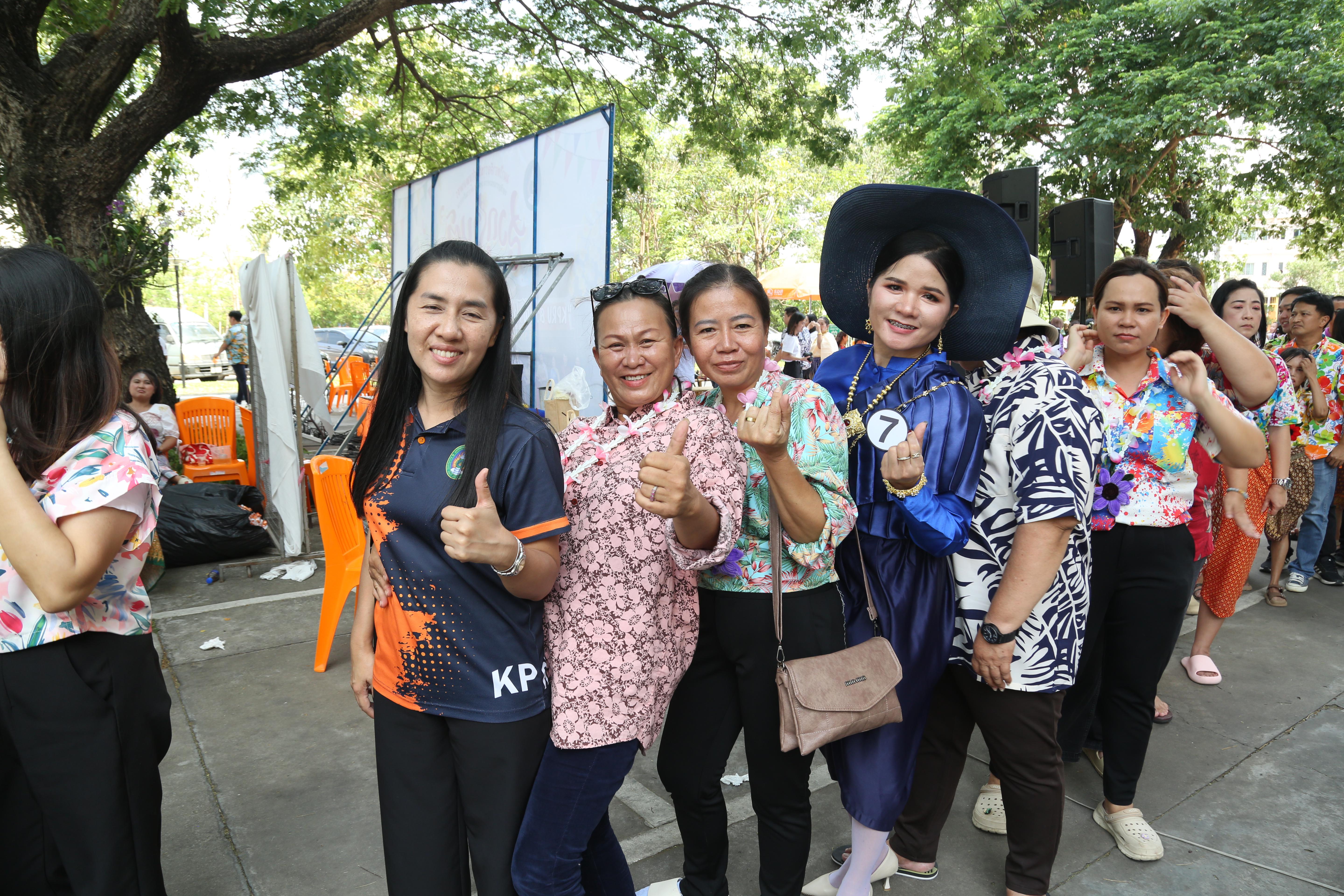 95. กิจกรรม KPRU สวมผ้าไทย ห่มสไบ ใส่โจงสงกรานต์ สืบสานประเพณี ประจำปี 2568 ในวันที่ 30 เมษายน 2568
