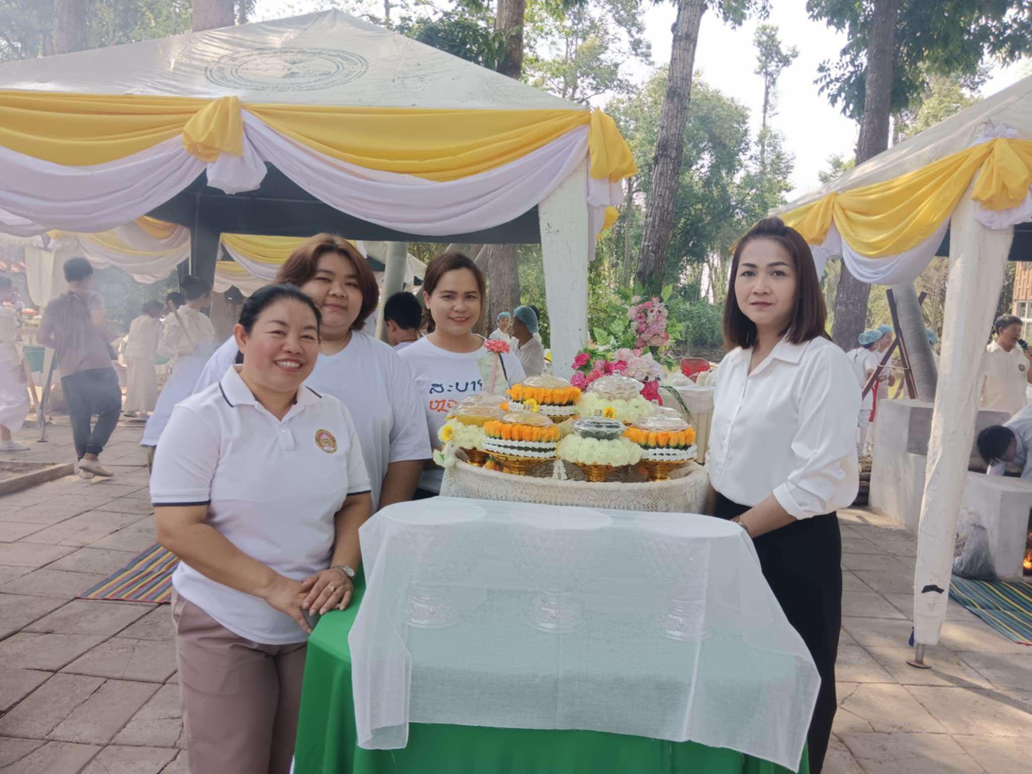 วันที่ 10 พฤษภาคม 2568 บุคลากรสำนักวิทยบริการและเทคโนโลยีสารสนเทศ มหาวิทยาลัยราชภัฏกำแพงเพชร ร่วมพิธีกวนข้าวทิพย์ (ข้าวมธุปายาส) ถวายเป็นพุทธบูชา