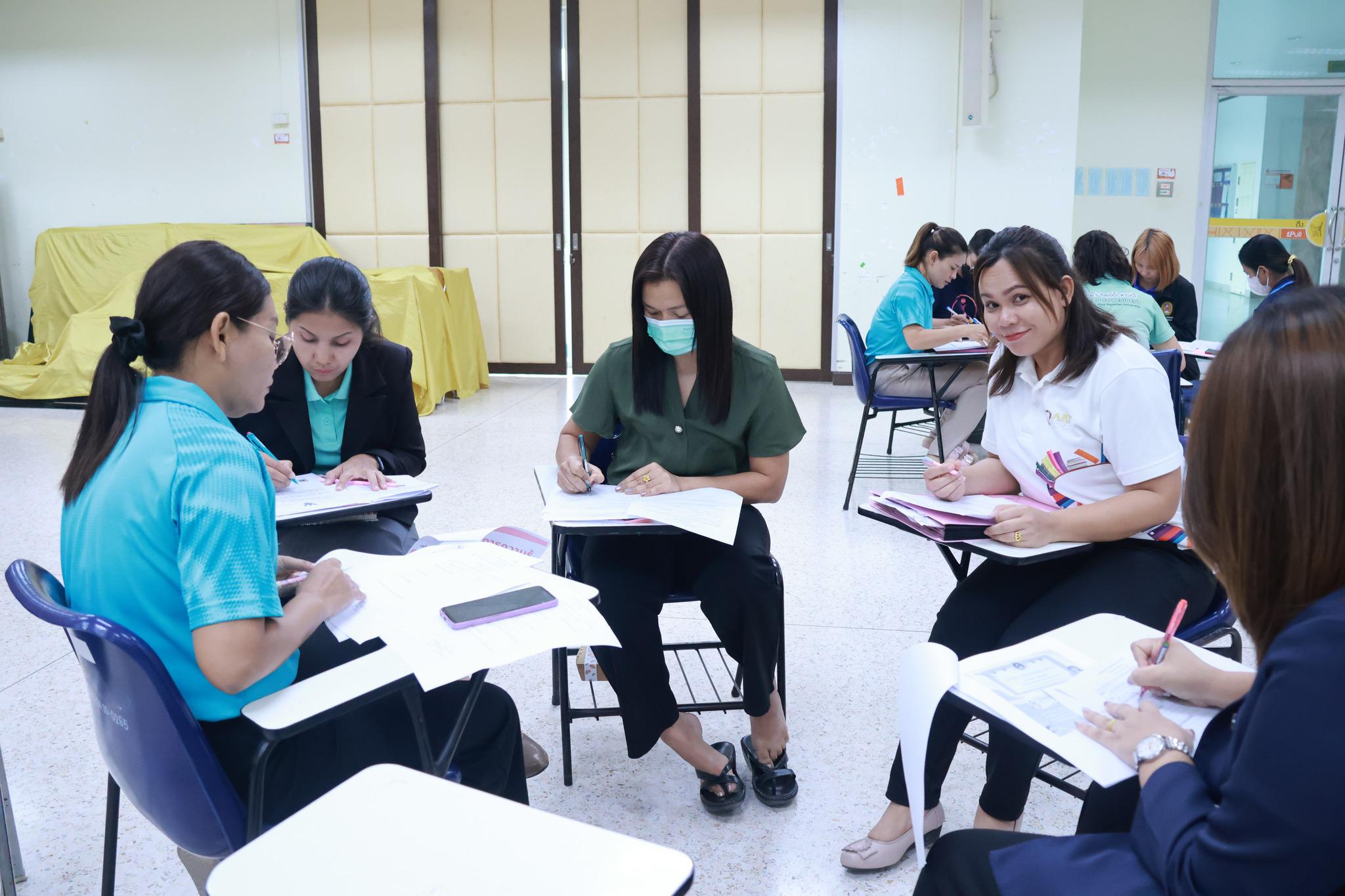 14. วันที่ 28 พฤษภาคม 2568 บุคลากรเข้าร่วมอบรมการจัดการความรู้ เทคนิคการเขียนหนังสือราชการ