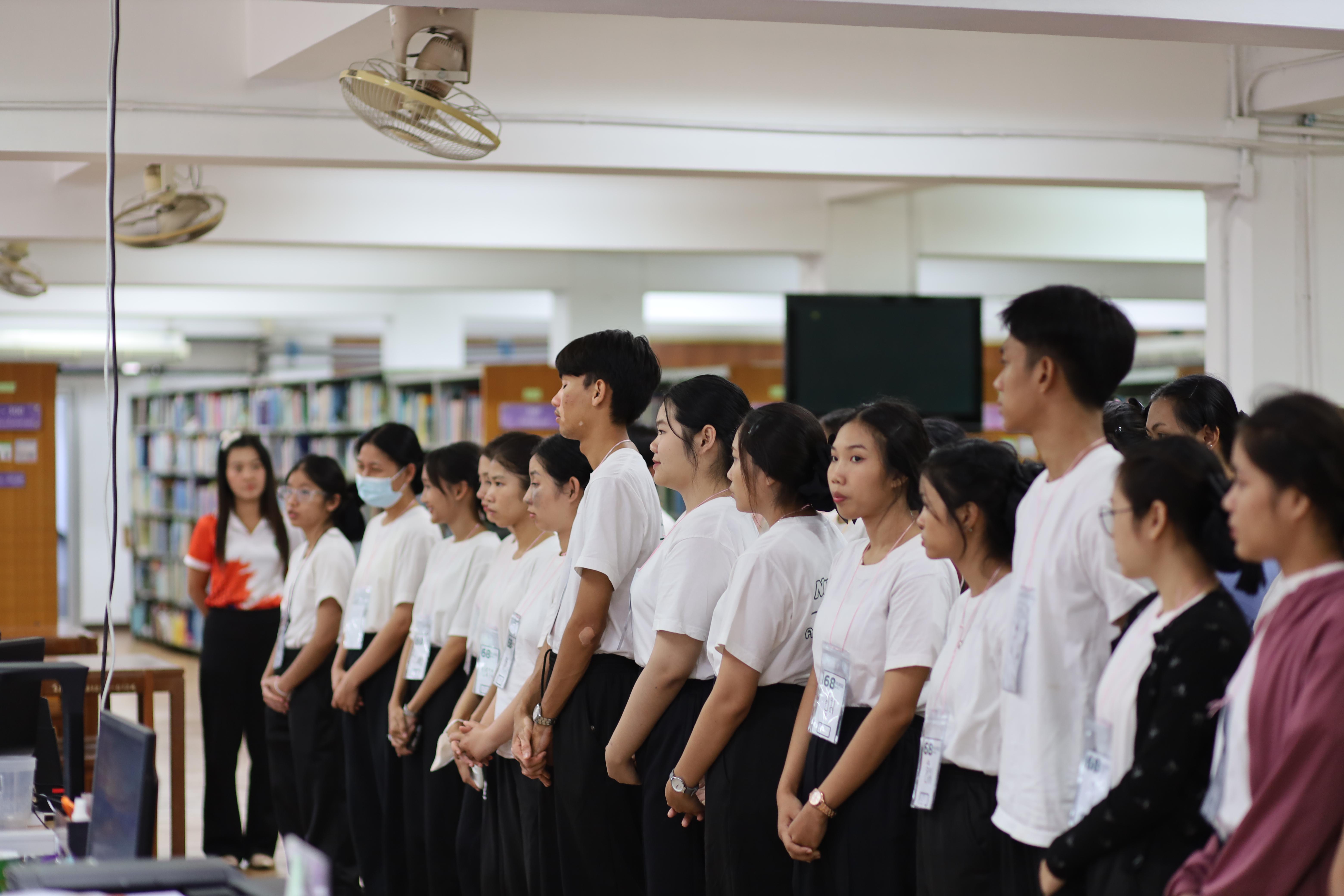 2. กิจกรรมต้อนรับนักศึกษาชั้นปีที่ 1 คณะพยาบาลศาสตร์ เยี่ยมชมสำนักวิทยบริการและเทคโนโลยีสารสนเทศ
