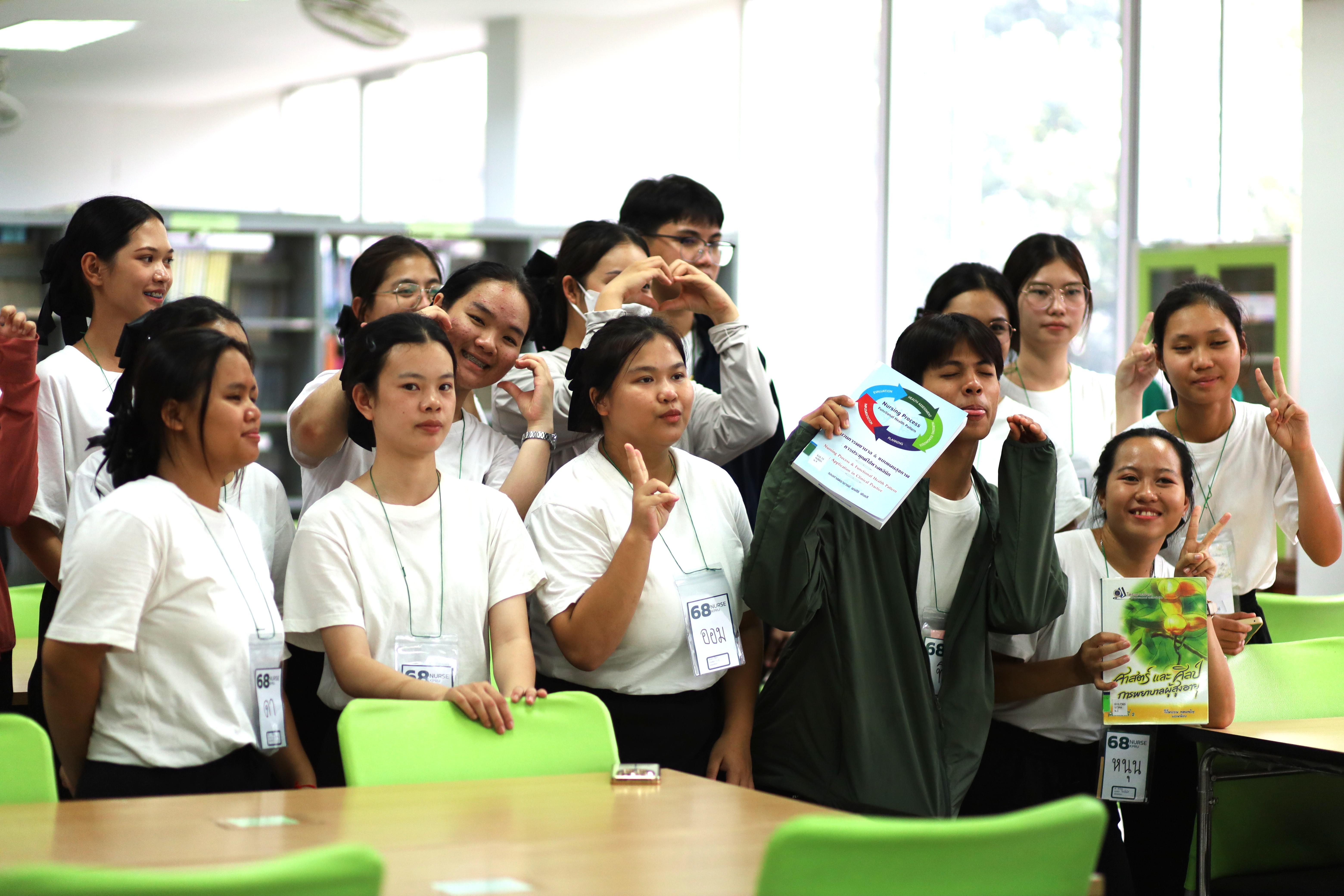 57. กิจกรรมต้อนรับนักศึกษาชั้นปีที่ 1 คณะพยาบาลศาสตร์ เยี่ยมชมสำนักวิทยบริการและเทคโนโลยีสารสนเทศ