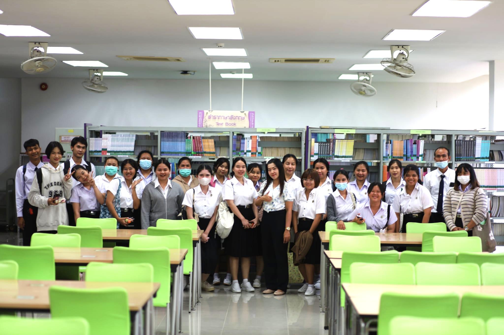 2. กิจกรรมต้อนรับนักศึกษาหลักสูตรผู้ช่วยพยาบาล คณะพยาบาลศาสตร์ เยี่ยมชมสำนักวิทยบริการและเทคโนโลยีสารสนเทศ