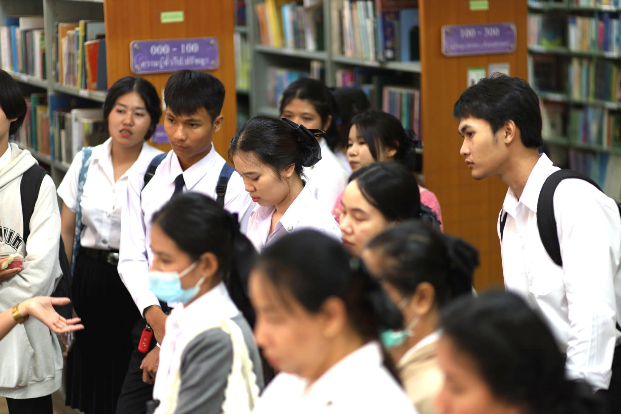 1. กิจกรรมต้อนรับนักศึกษาหลักสูตรผู้ช่วยพยาบาล คณะพยาบาลศาสตร์ เยี่ยมชมสำนักวิทยบริการและเทคโนโลยีสารสนเทศ