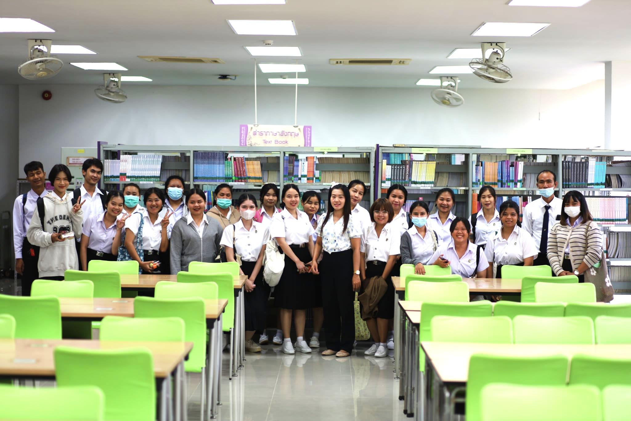 6. กิจกรรมต้อนรับนักศึกษาหลักสูตรผู้ช่วยพยาบาล คณะพยาบาลศาสตร์ เยี่ยมชมสำนักวิทยบริการและเทคโนโลยีสารสนเทศ