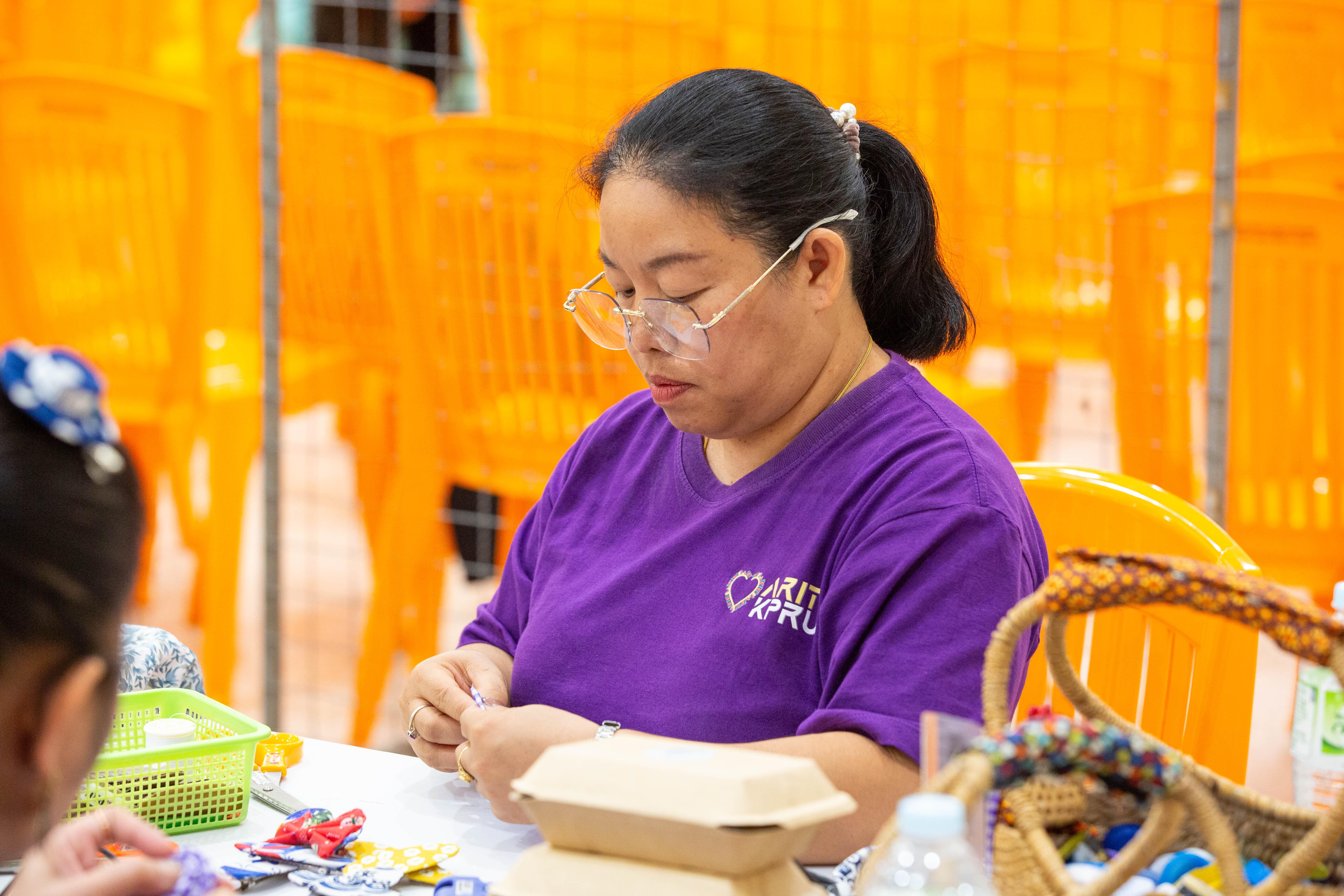 4. การแข่งขันประดิษฐ์สิ่งของจากวัสดุเหลือใช้ “เหลือใช้ ไม่เหลือทิ้ง ใช้ได้จริง รักษ์สิ่งแวดล้อม สไตล์ วัยใส Gen...z....”