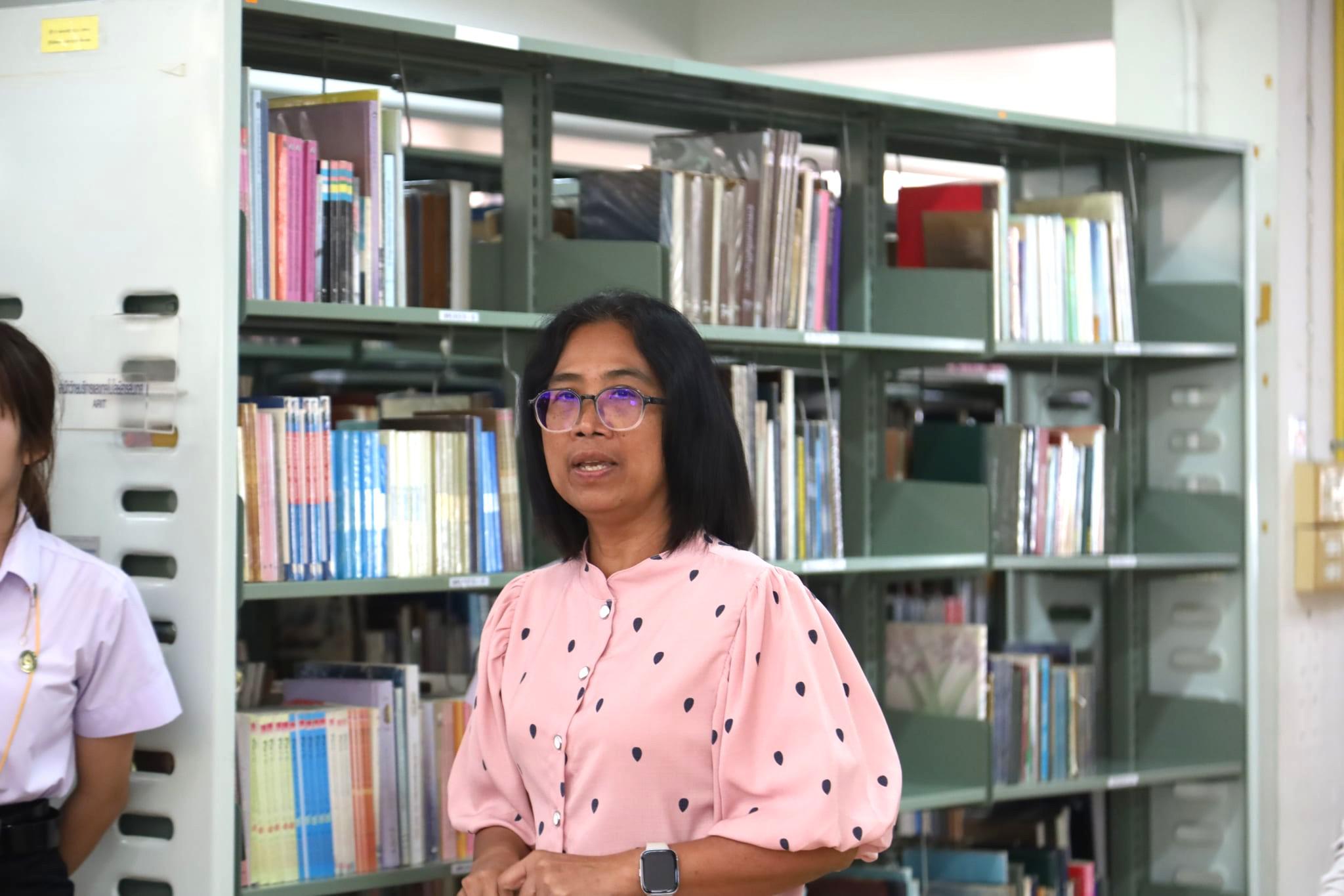 3. ต้อนรับนักศึกษาเยี่ยมชมสำนักวิทยบริการและเทคโนโลยีสารสนเทศ สาขาวิชา พลศึกษา คณะครุศาสตร์