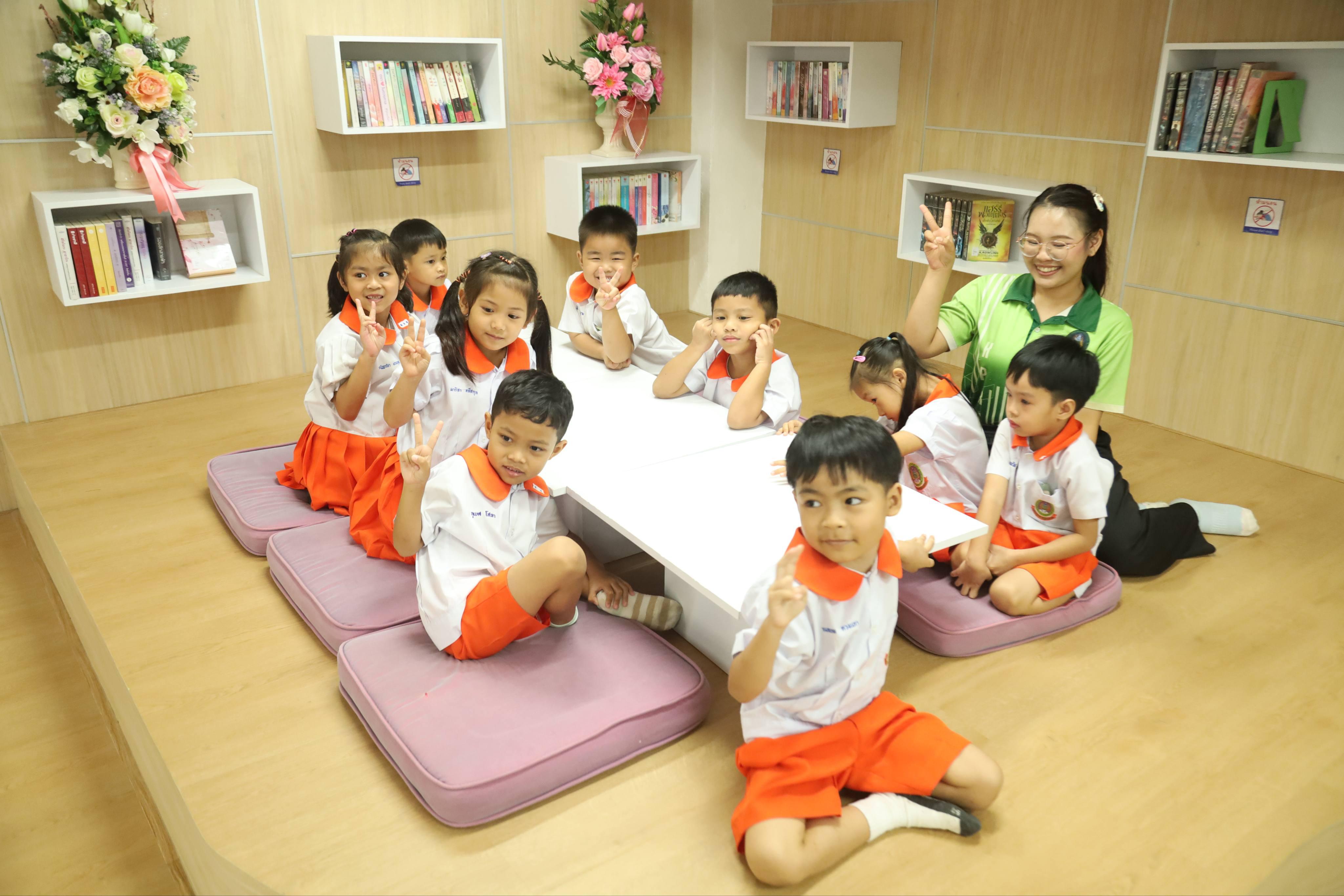 11. กิจกรรมทัวร์ "ห้องสมุด" นักเรียน ระดับชั้นอนุบาล 3 โรงเรียนอนุบาลราชภัฏกำแพงเพชร
