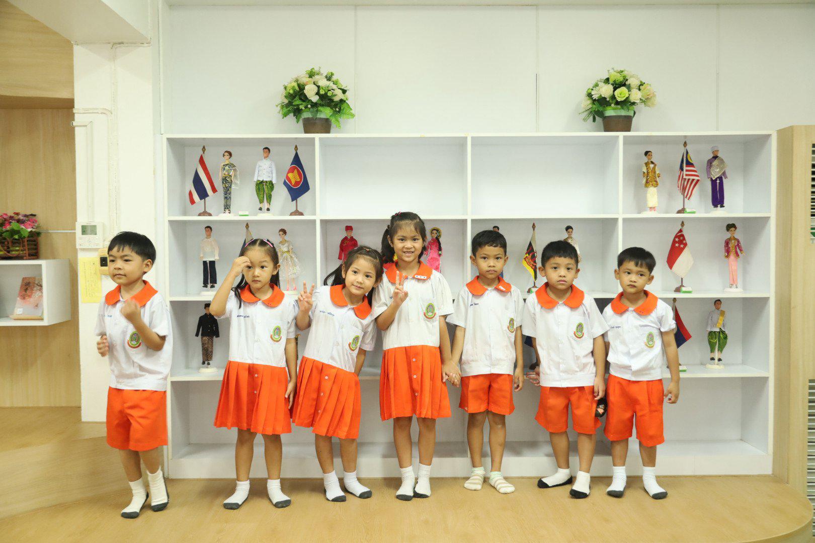 13. กิจกรรมทัวร์ "ห้องสมุด" นักเรียน ระดับชั้นอนุบาล 3 โรงเรียนอนุบาลราชภัฏกำแพงเพชร