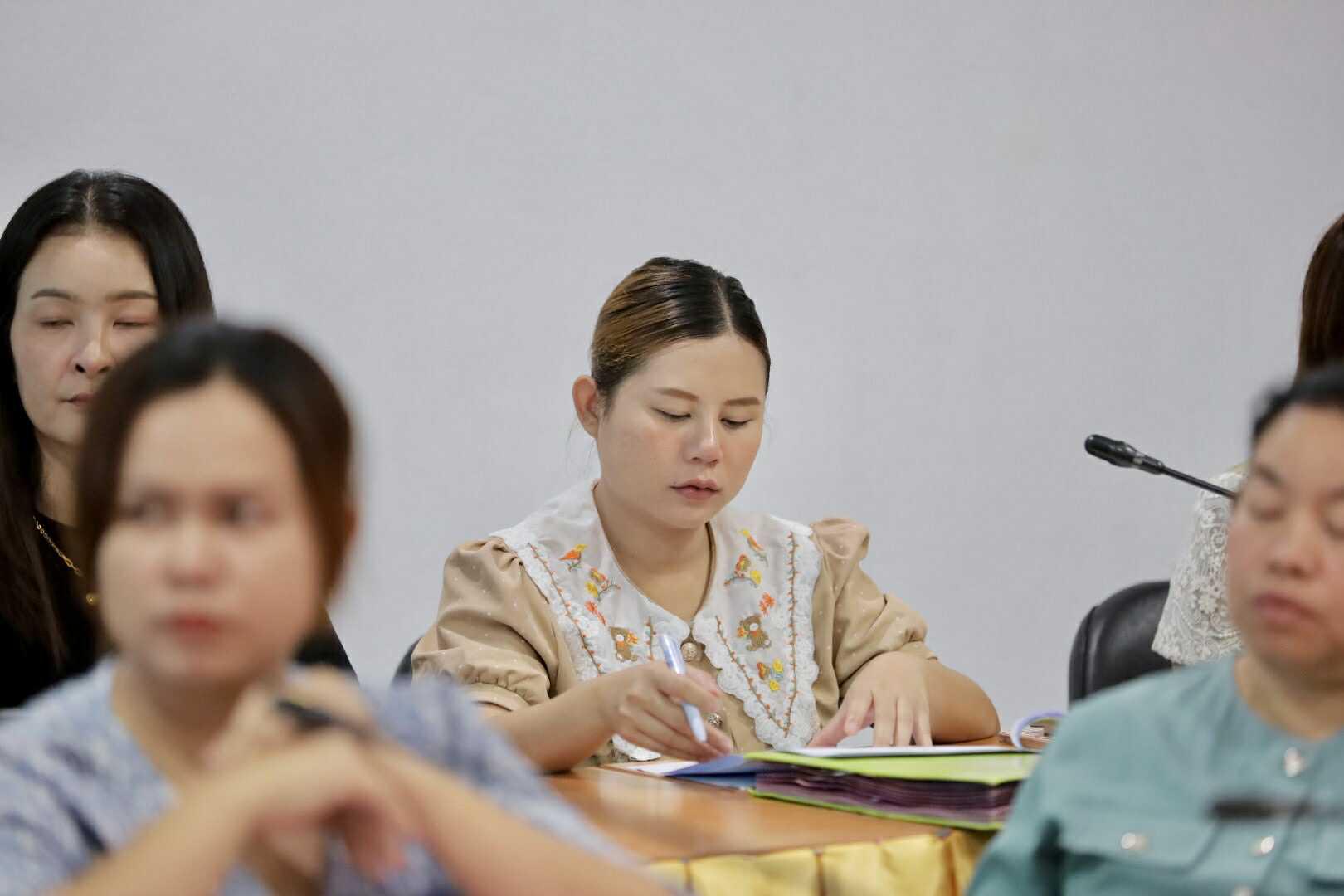 14. การประชุมเตรียมความพร้อมจัดงานนิทรรศการวิชาการสำนักวิทยบริการและเทคโนโลยีสารสนเทศ มหาวิทยาลัยราชภัฏกำแพงเพชร  ภายใต้หัวข้อ “การเรียนรู้ไม่หยุดยั้งกับระบบคลังหน่วยกิตด้วย KPRU MOOC”