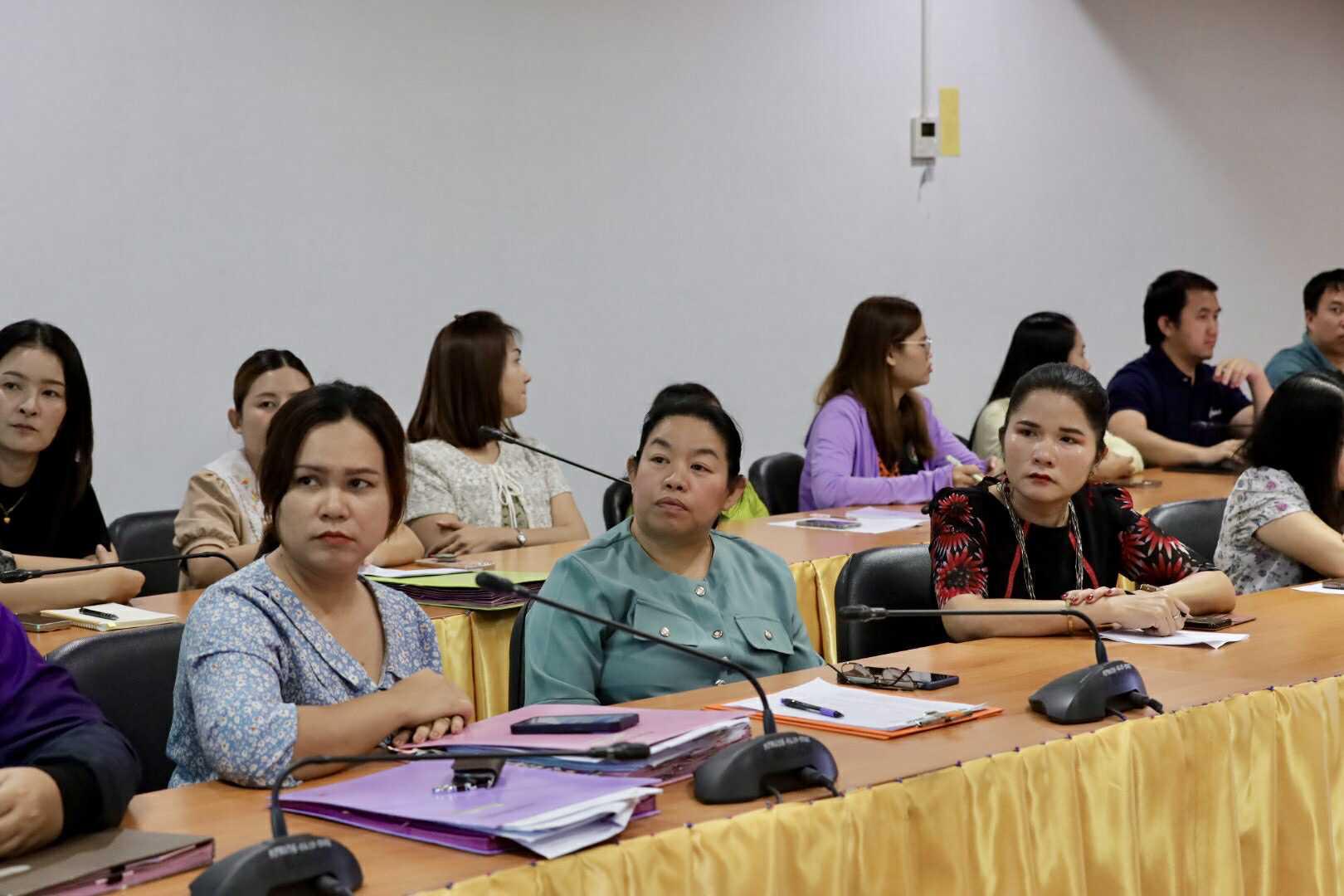 4. เตรียมความพร้อมนิทรรศการวิชาการสำนักวิทยบริการและเทคโนโลยีสารสนเทศ มหาวิทยาลัยราชภัฏกำแพงเพชร  ภายใต้หัวข้อ &ldquo;การเรียนรู้ไม่หยุดยั้งกับระบบคลังหน่วยกิตด้วย KPRU MOOC&rdquo;