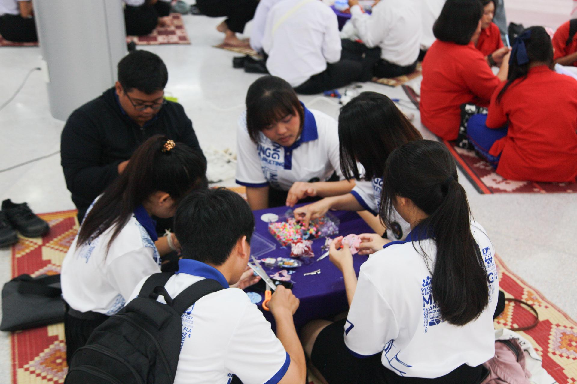 6. นิทรรศการวิชาการ สำนักวิทยบริการและเทคโนโลยีสารสนเทศ มหาวิทยาลัยราชภัฏกำแพงเพชร ภายใต้หัวข้อ “การเรียนรู้ไม่หยุดยั้งกับระบบคลังหน่วยกิตด้วย KPRU MOOC” ประจำปี 2568