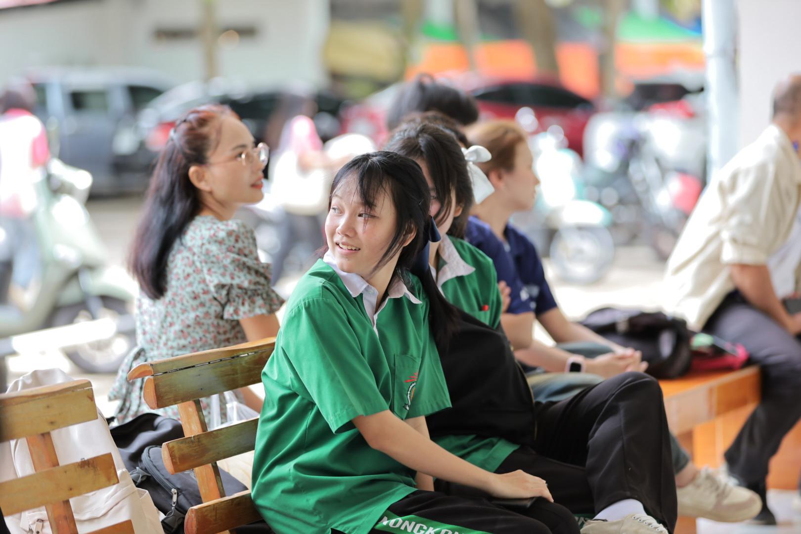 144. นิทรรศการวิชาการ สำนักวิทยบริการและเทคโนโลยีสารสนเทศ มหาวิทยาลัยราชภัฏกำแพงเพชร ภายใต้หัวข้อ “การเรียนรู้ไม่หยุดยั้งกับระบบคลังหน่วยกิตด้วย KPRU MOOC” ประจำปี 2568