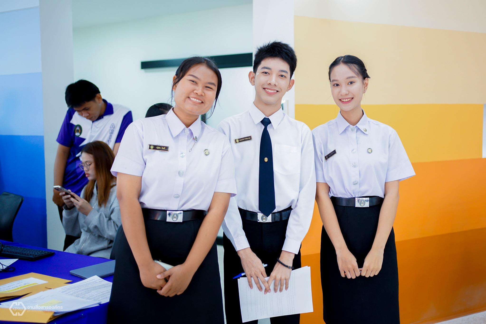 196. นิทรรศการวิชาการ สำนักวิทยบริการและเทคโนโลยีสารสนเทศ มหาวิทยาลัยราชภัฏกำแพงเพชร ภายใต้หัวข้อ “การเรียนรู้ไม่หยุดยั้งกับระบบคลังหน่วยกิตด้วย KPRU MOOC” ประจำปี 2568