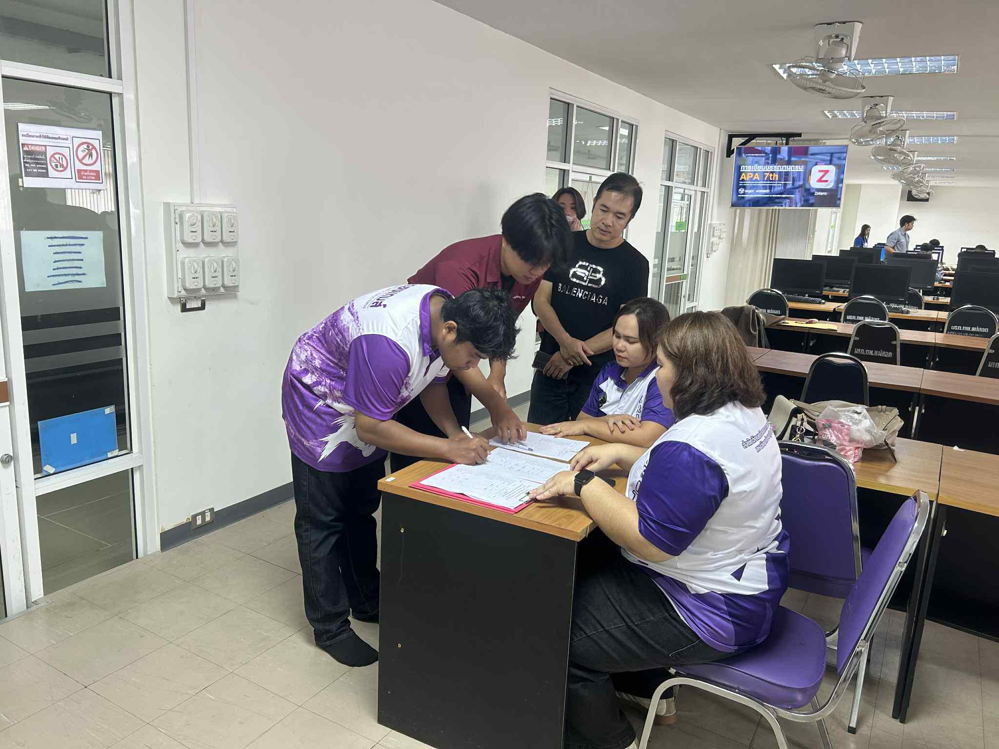 3. การอบรมเชิงปฏิบัติการ การสร้างบรรณานุกรมอัตโนมัติด้วยเครื่องมือ AI และ Refernce Manager