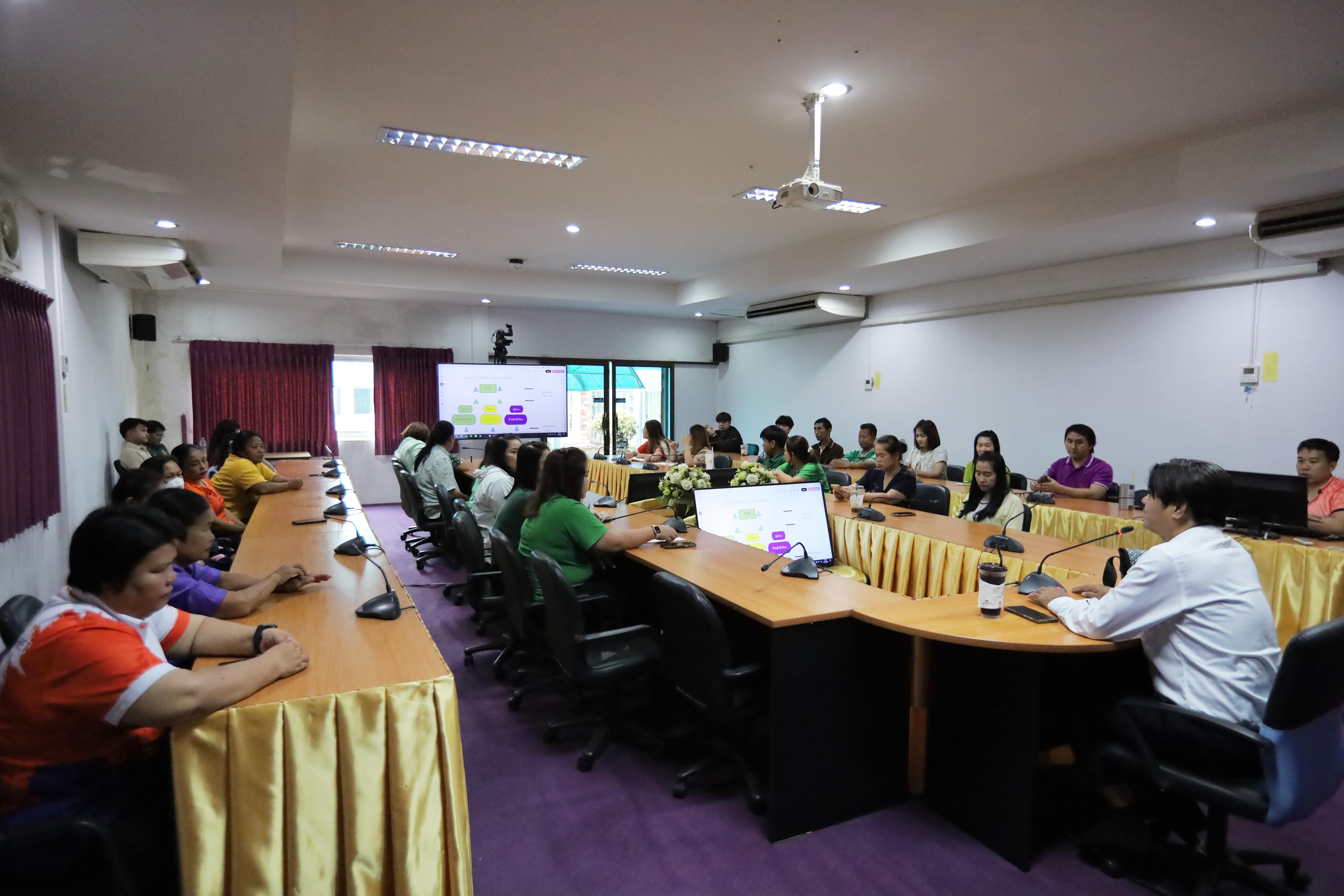 2. ประชุมบุคลากรสำนักวิทยบริการและเทคโนโลยีสารสนเทศเตรียมงานกีฬาสี ในวันพฤหัสบดีที่ 25 กันยายน 2568