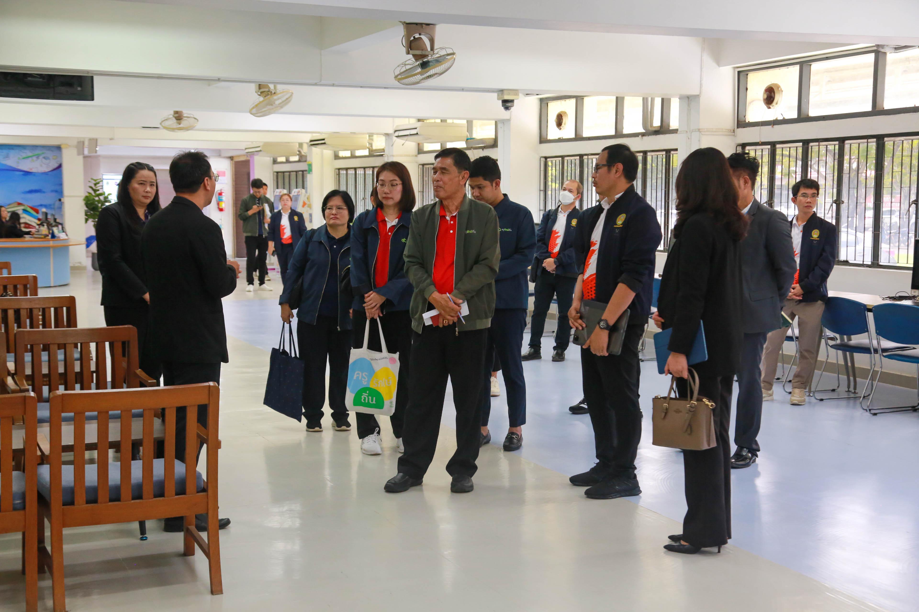 14. ต้อนรับ คณะผู้ทรงคุณวุฒิจากกองทุนเพื่อความเสมอภาคทางการศึกษา (กสศ.) ลงพื้นที่ศึกษาข้อมูลเชิงลึกในพื้นที่สถาบันผลิตและพัฒนาครู เพื่อคัดเลือกร่วมโครงการครูรัก(ษ์)ถิ่น รุ่นที่ 6 ปีการศึกษา 2569