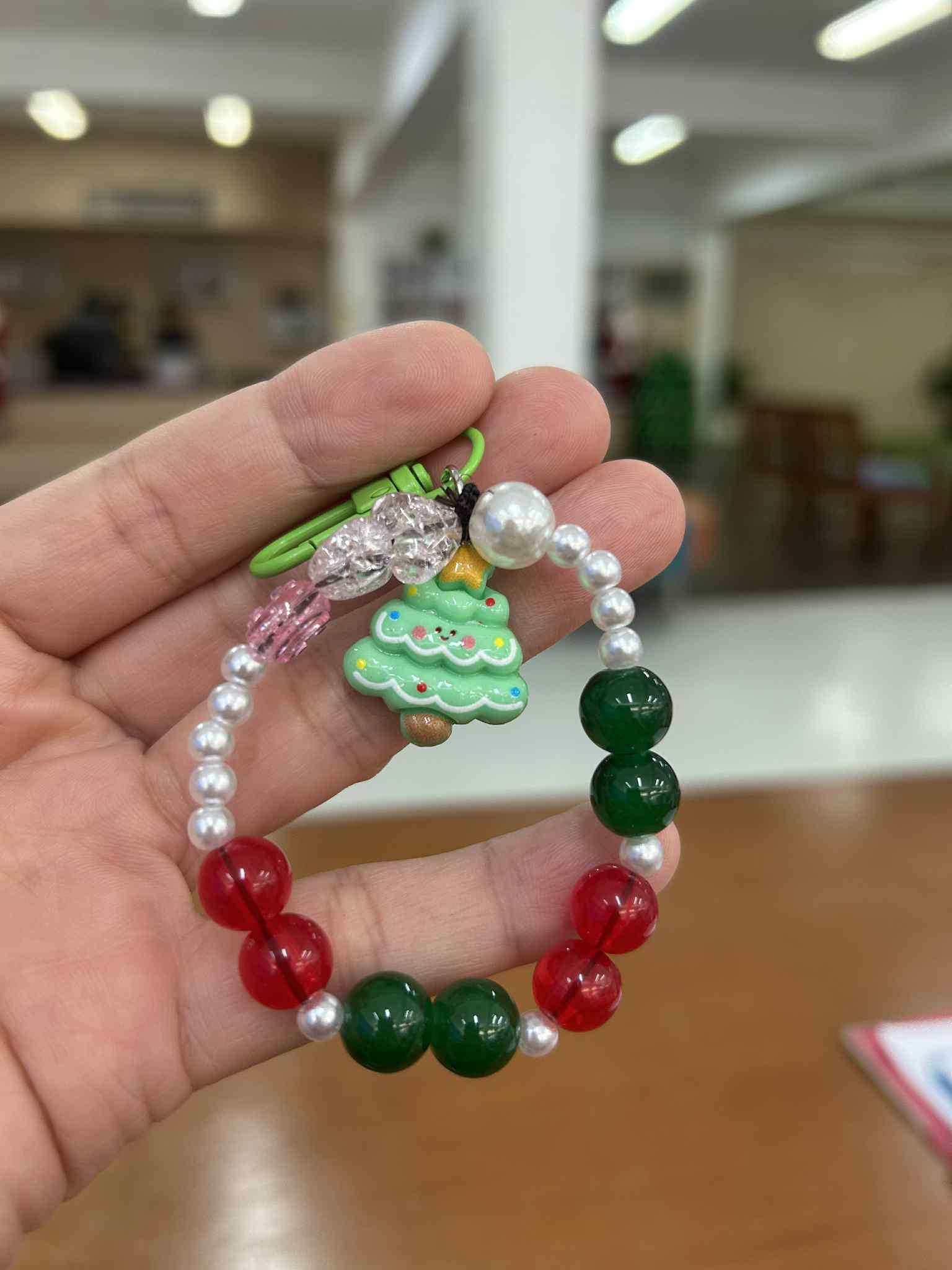 47. สำนักวิทยบริการและเทคโนโลยีสารสนเทศ เชิญชวนร่วมประดิษฐ์พวงกุญแจวันคริสต์มาส