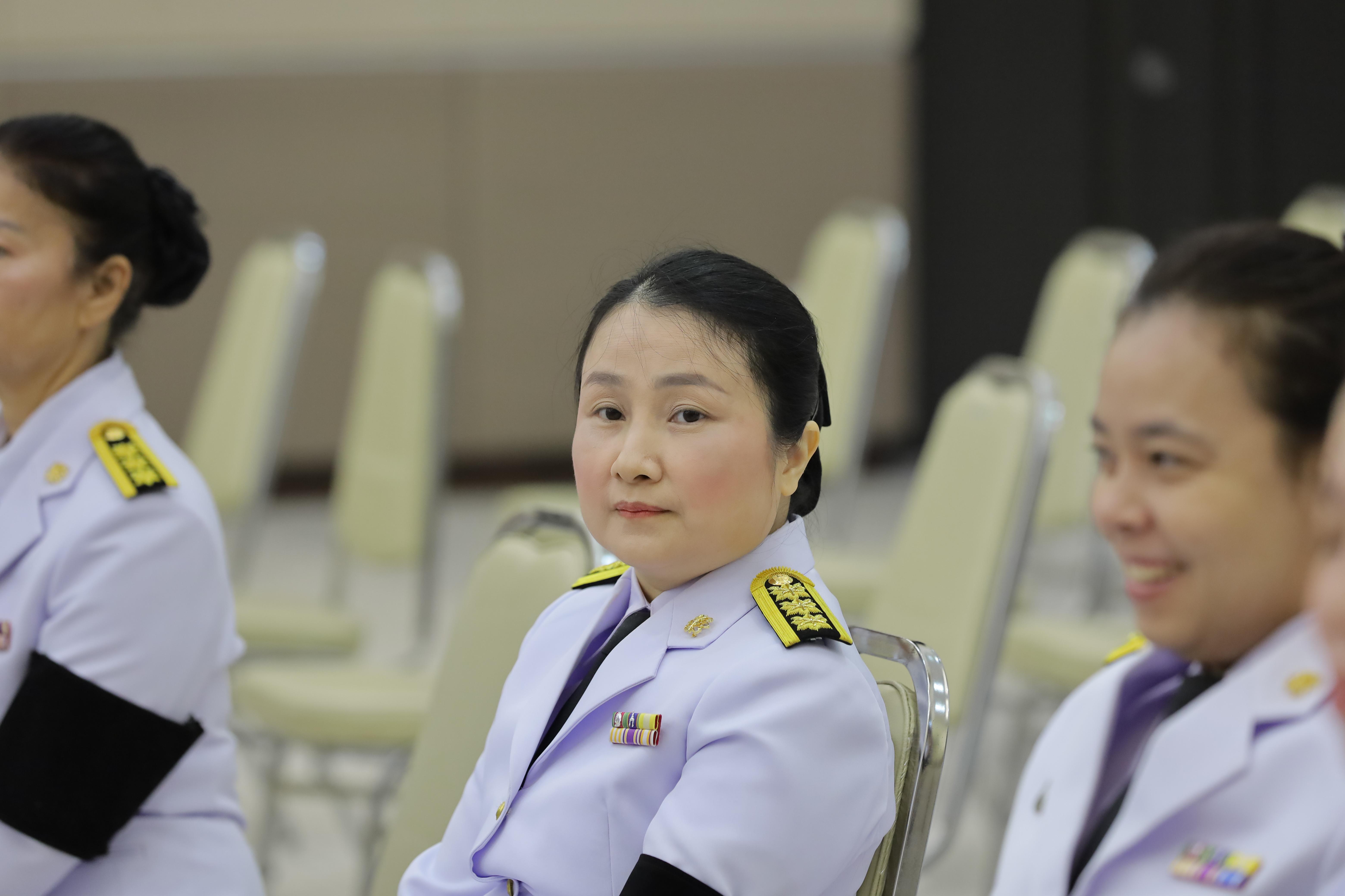 16. พิธีรับพระราชทานเครื่องราชอิสริยาภรณ์ เบื้องหน้าพระบรมฉายาลักษณ์พระบาทสมเด็จพระเจ้าอยู่หัว ประจำปี 2565-2567