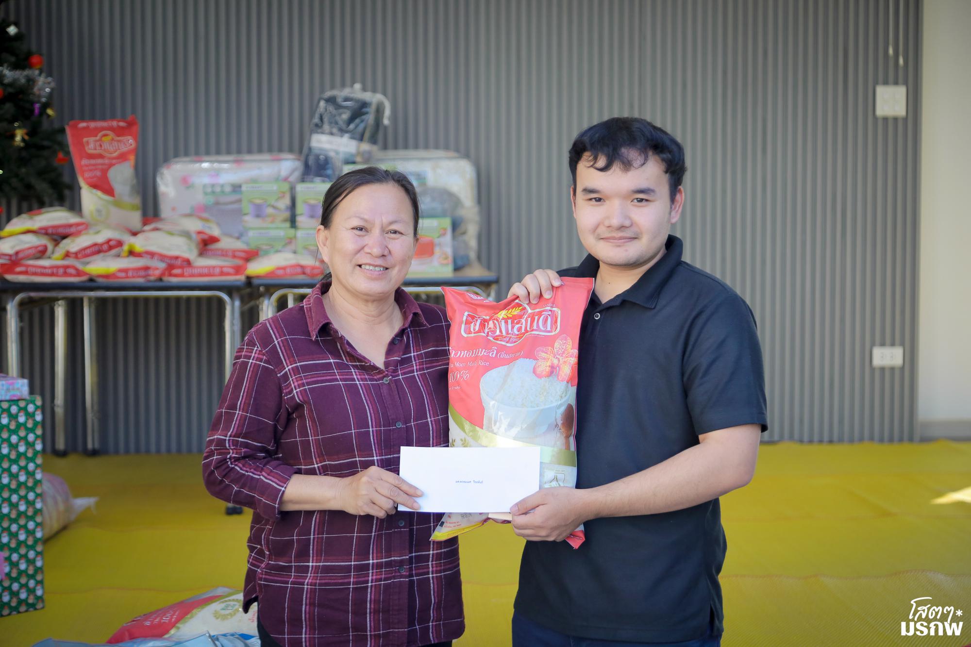 168. ทำบุญตักบาตรข้าวสารอาหารแห้ง เนื่องในวันขึ้นปีใหม่ ประจำปี 2569