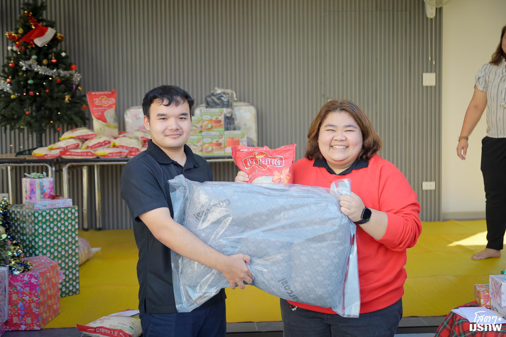 170. ทำบุญตักบาตรข้าวสารอาหารแห้ง เนื่องในวันขึ้นปีใหม่ ประจำปี 2569