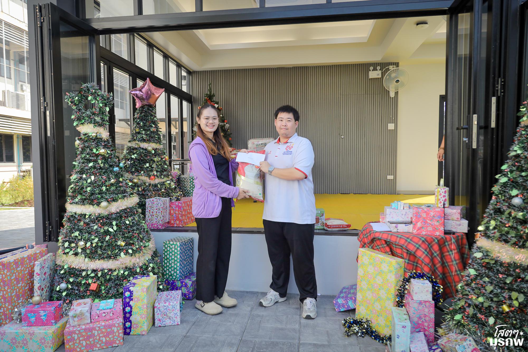 181. ทำบุญตักบาตรข้าวสารอาหารแห้ง เนื่องในวันขึ้นปีใหม่ ประจำปี 2569