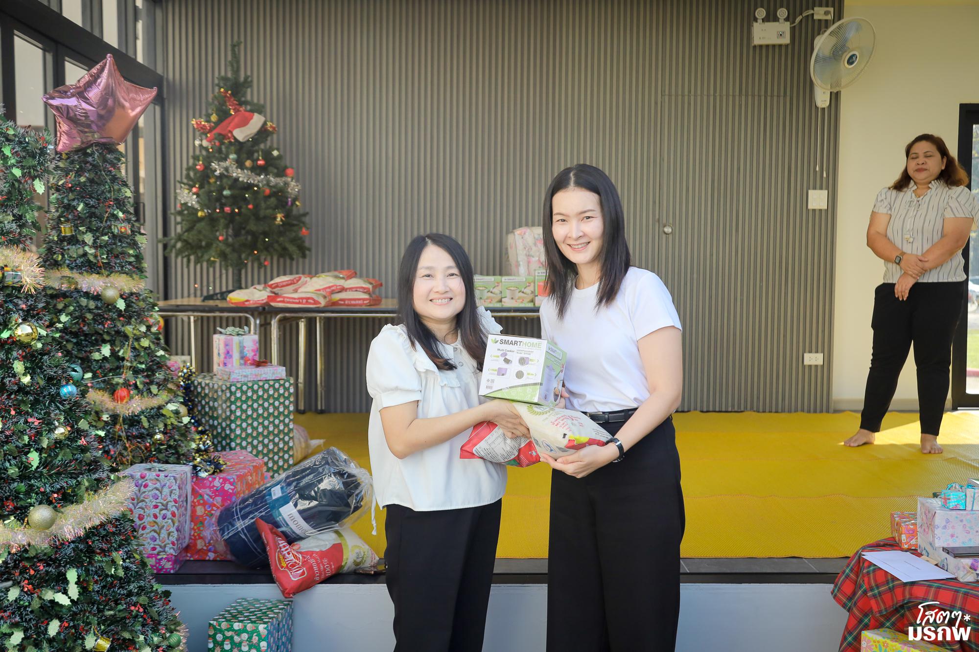 187. ทำบุญตักบาตรข้าวสารอาหารแห้ง เนื่องในวันขึ้นปีใหม่ ประจำปี 2569