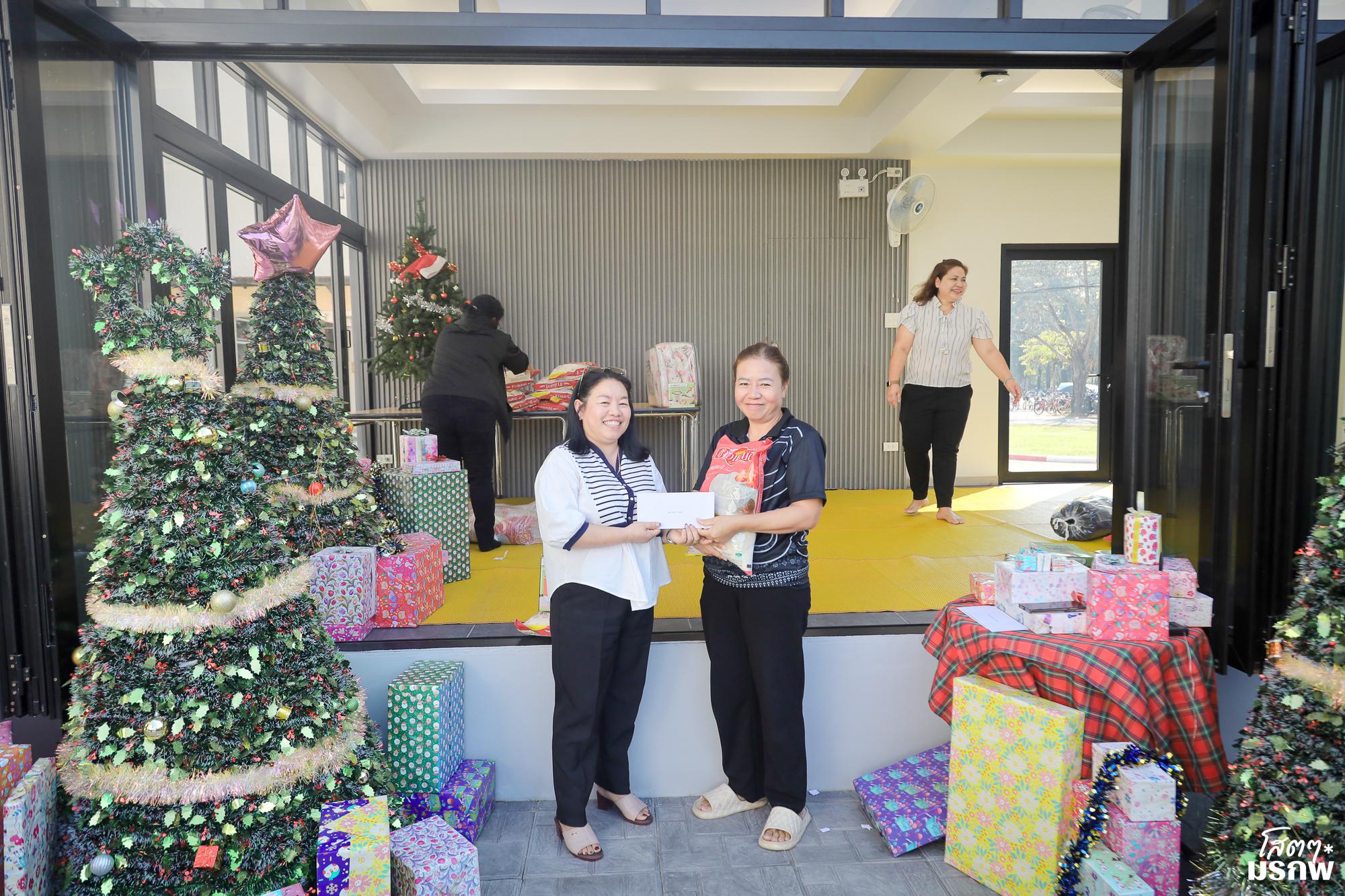 199. ทำบุญตักบาตรข้าวสารอาหารแห้ง เนื่องในวันขึ้นปีใหม่ ประจำปี 2569