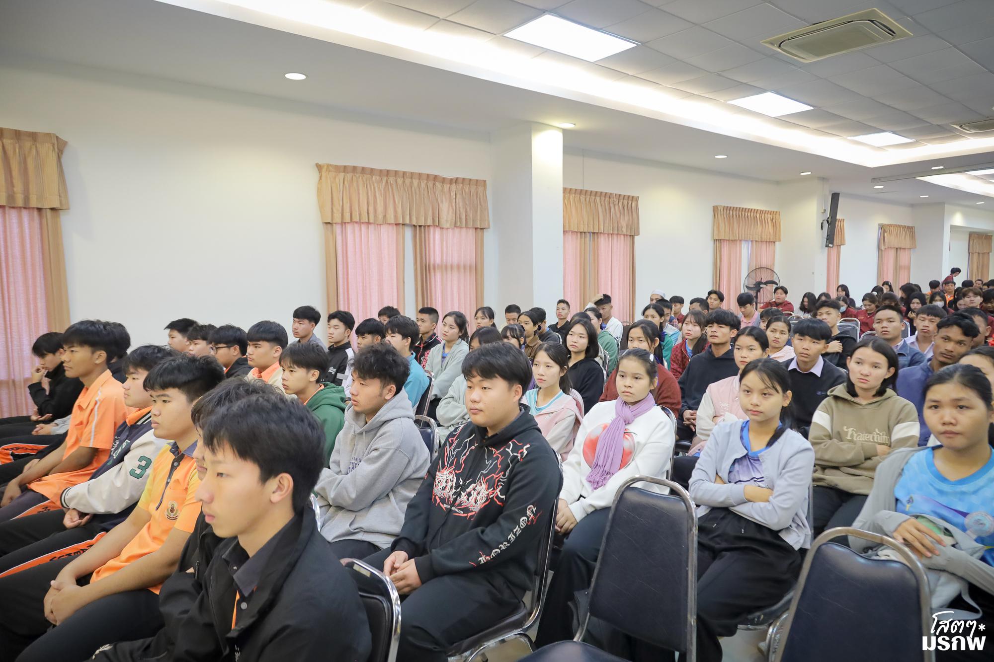 42. กิจกรรมส่งเสริมการเรียนรู้ ณ มหาวิทยาลัยราชภัฏกำแพงเพชร แม่สอด