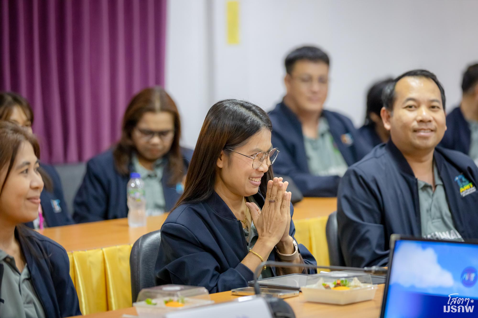 7. ต้อนรับคณะศึกษาดูงานสำนักวิทยบริการและเทคโนโลยีสารสนเทศ มหาวิทยาลัยราชภัฏกาญจนบุรี