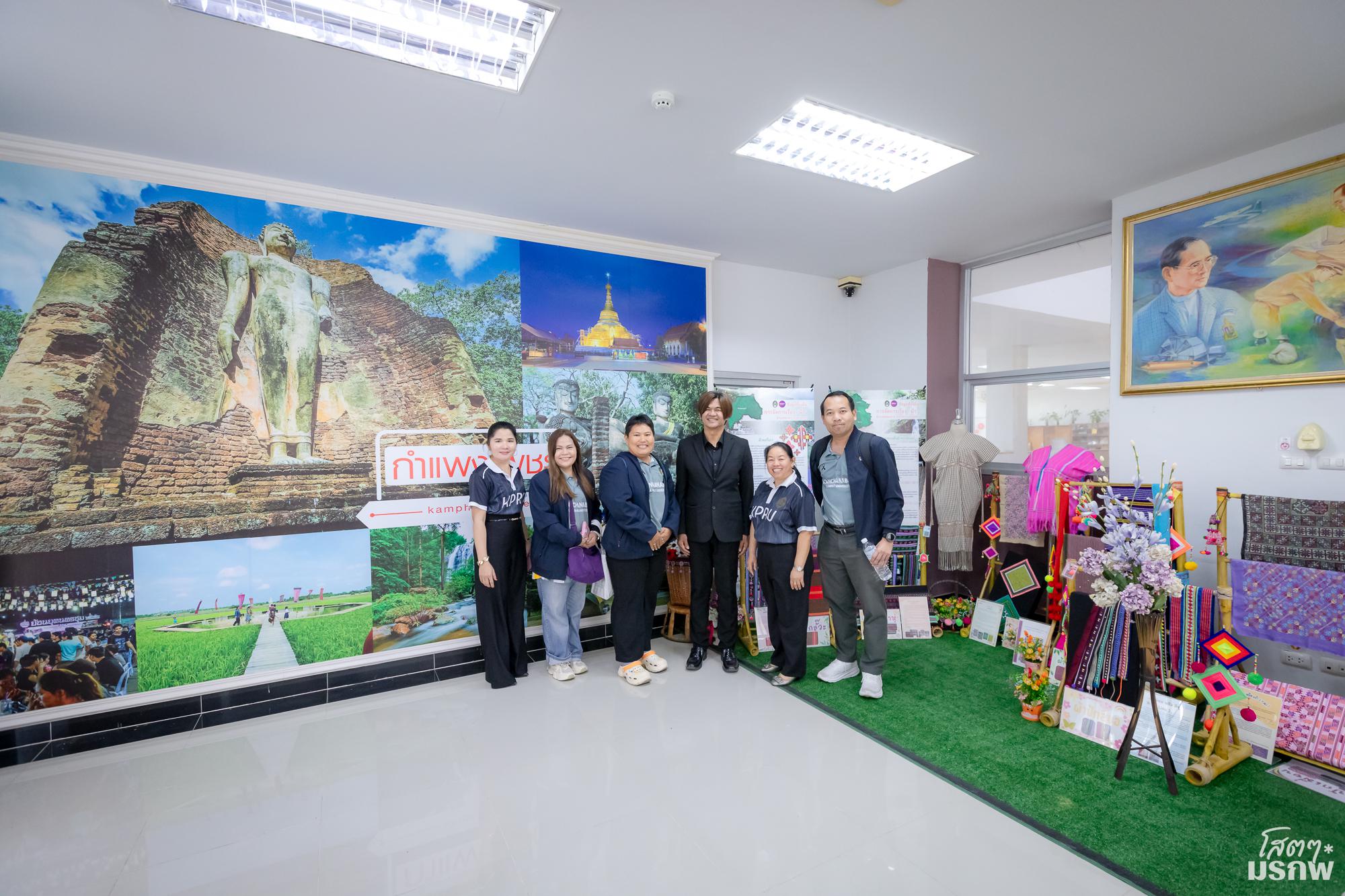 8. ต้อนรับคณะศึกษาดูงานสำนักวิทยบริการและเทคโนโลยีสารสนเทศ มหาวิทยาลัยราชภัฏกาญจนบุรี