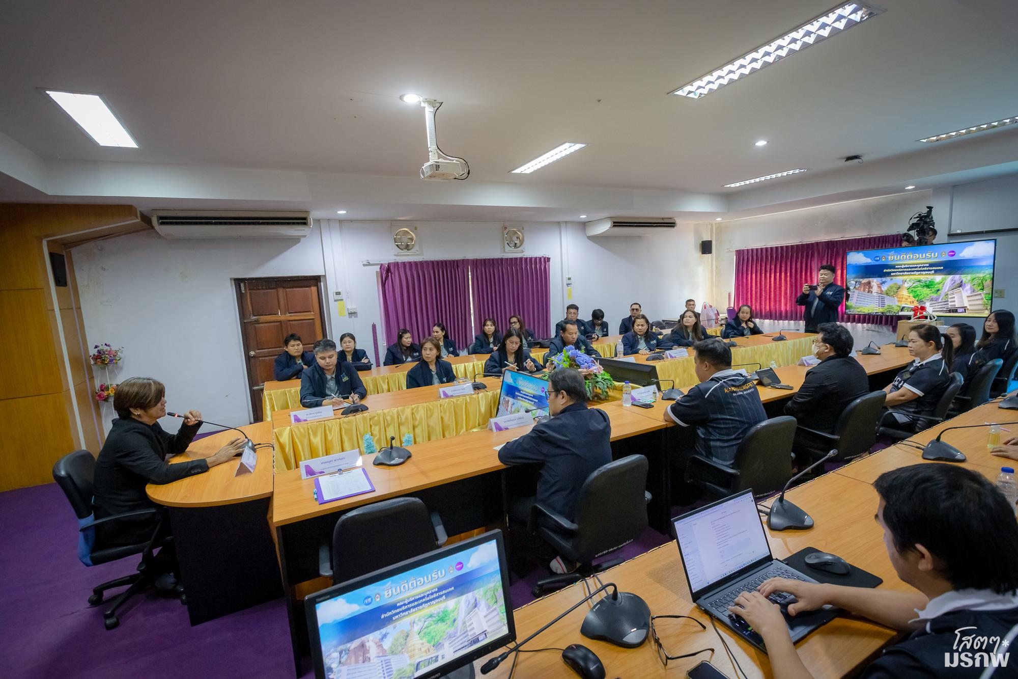 36. ต้อนรับคณะศึกษาดูงานสำนักวิทยบริการและเทคโนโลยีสารสนเทศ มหาวิทยาลัยราชภัฏกาญจนบุรี