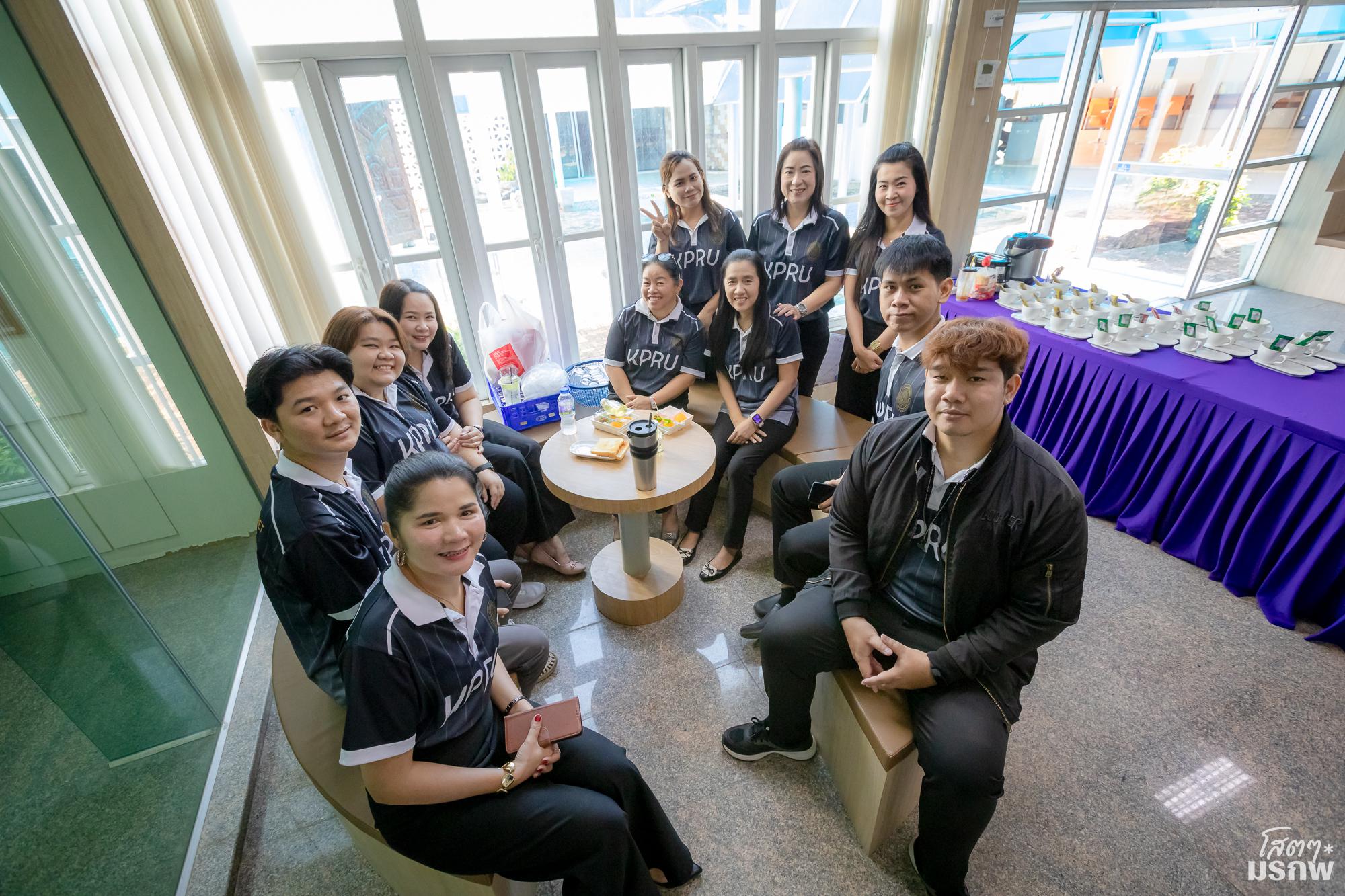 55. ต้อนรับคณะศึกษาดูงานสำนักวิทยบริการและเทคโนโลยีสารสนเทศ มหาวิทยาลัยราชภัฏกาญจนบุรี