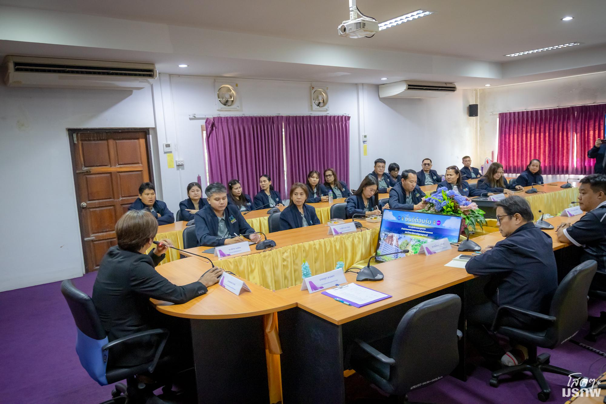 61. ต้อนรับคณะศึกษาดูงานสำนักวิทยบริการและเทคโนโลยีสารสนเทศ มหาวิทยาลัยราชภัฏกาญจนบุรี