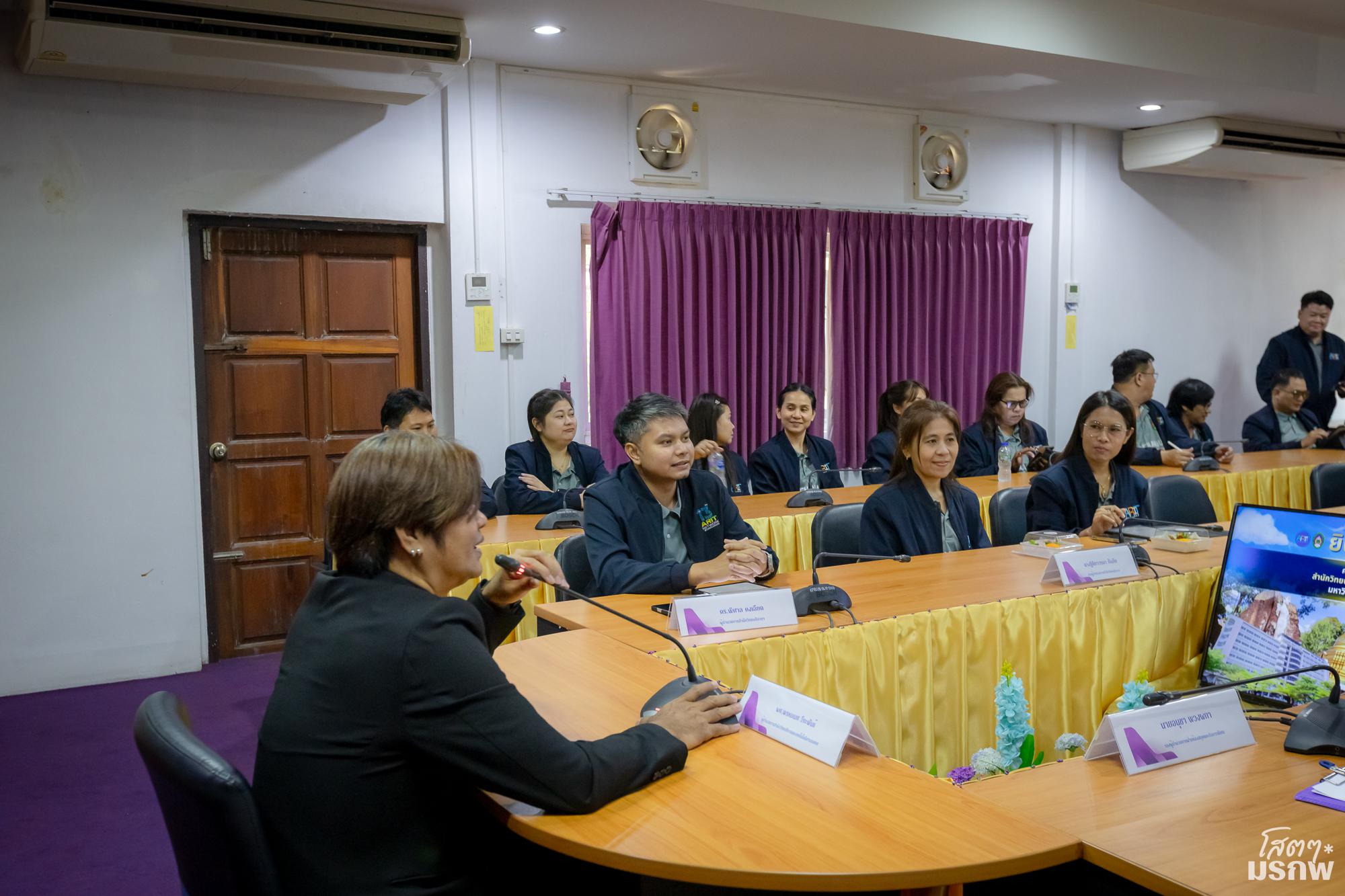 84. ต้อนรับคณะศึกษาดูงานสำนักวิทยบริการและเทคโนโลยีสารสนเทศ มหาวิทยาลัยราชภัฏกาญจนบุรี