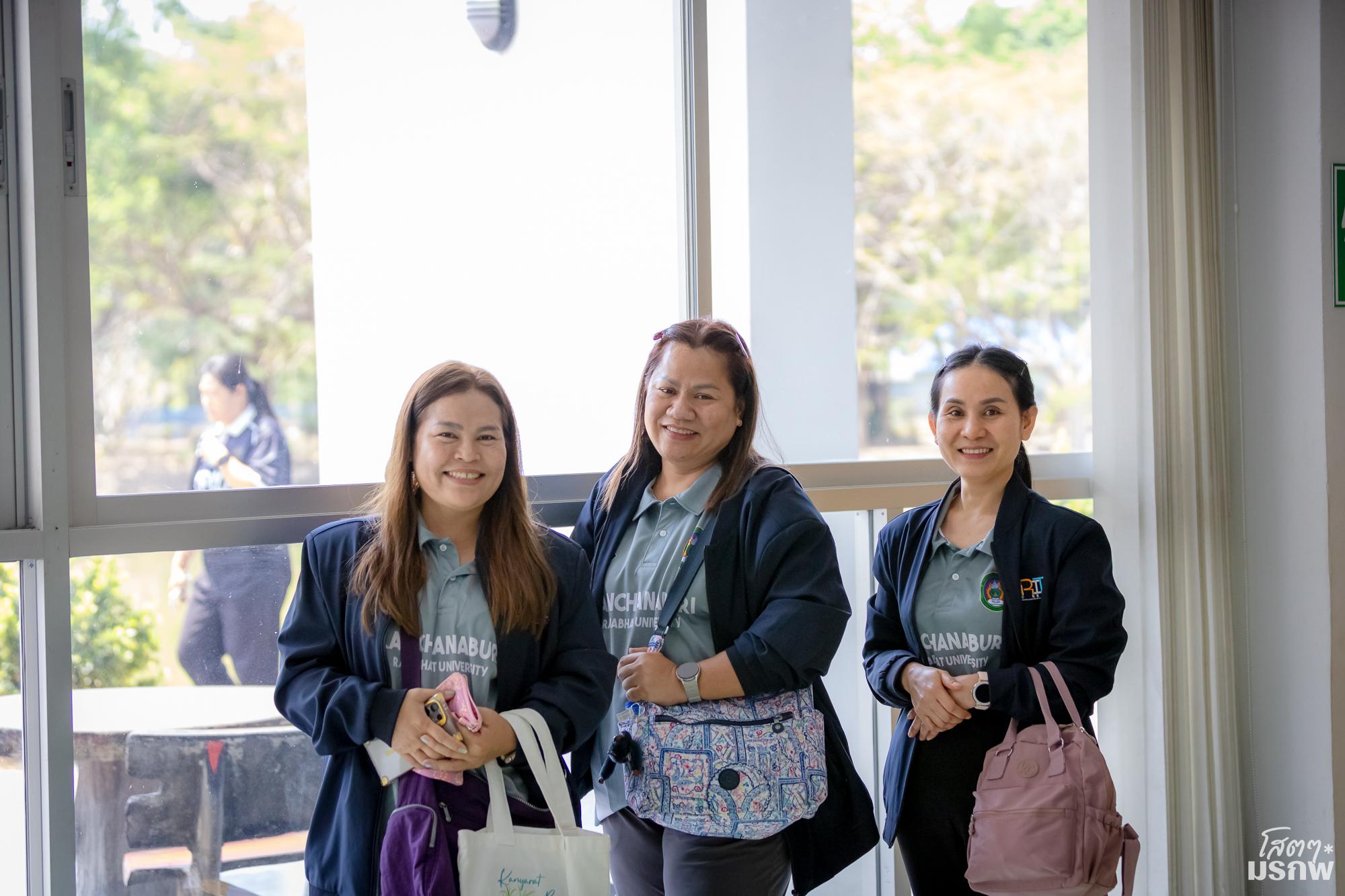 101. ต้อนรับคณะศึกษาดูงานสำนักวิทยบริการและเทคโนโลยีสารสนเทศ มหาวิทยาลัยราชภัฏกาญจนบุรี