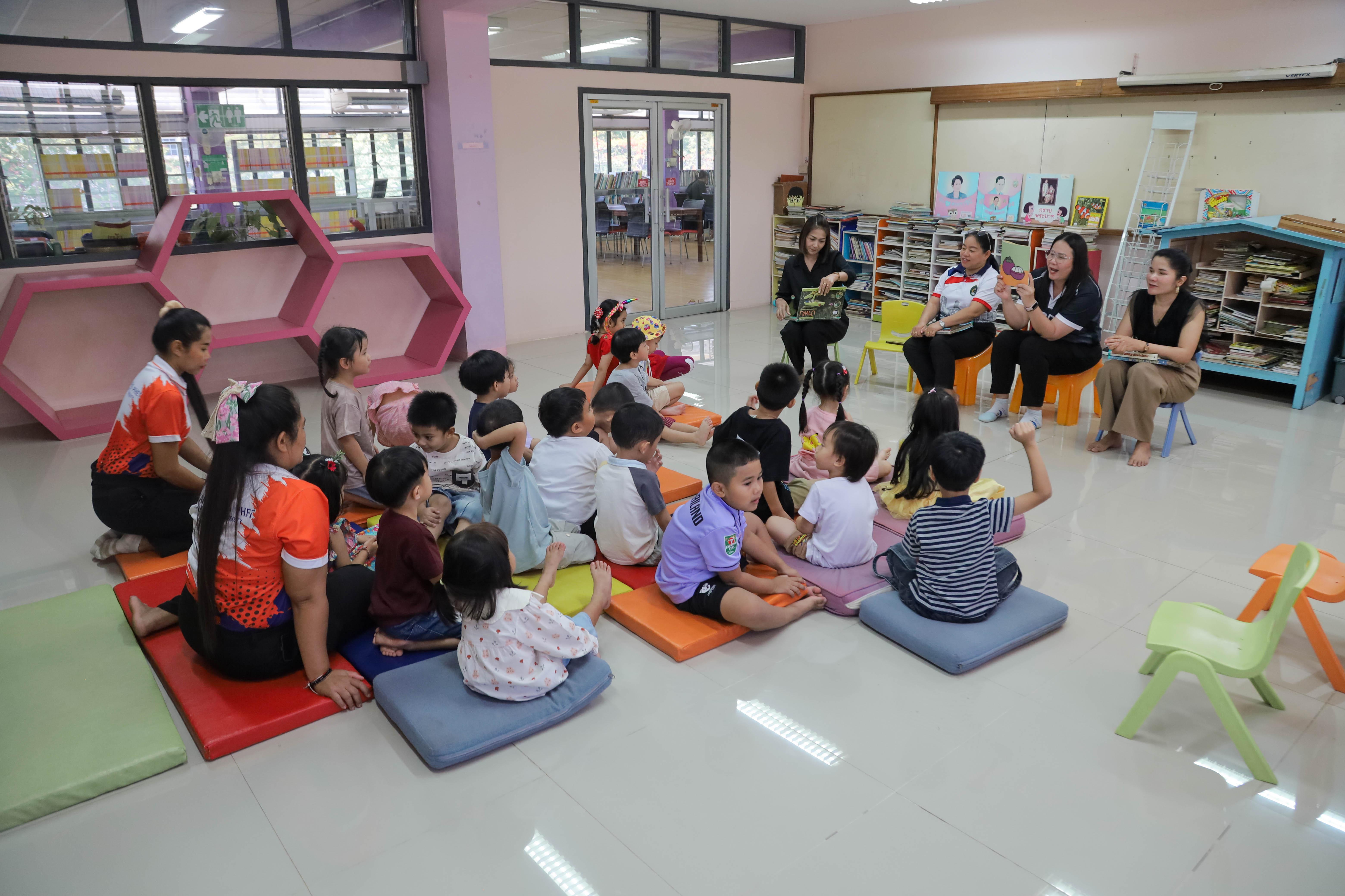 34. สำนักวิทยบริการและเทคโนโลยีสารสนเทศ ต้อนรับครู นักเรียน โรงเรียนอนุบาลราชภัฏกำแพงเพชร เข้าเยี่ยมชมและทำกิจกรรมภายในห้องสมุด KPRU