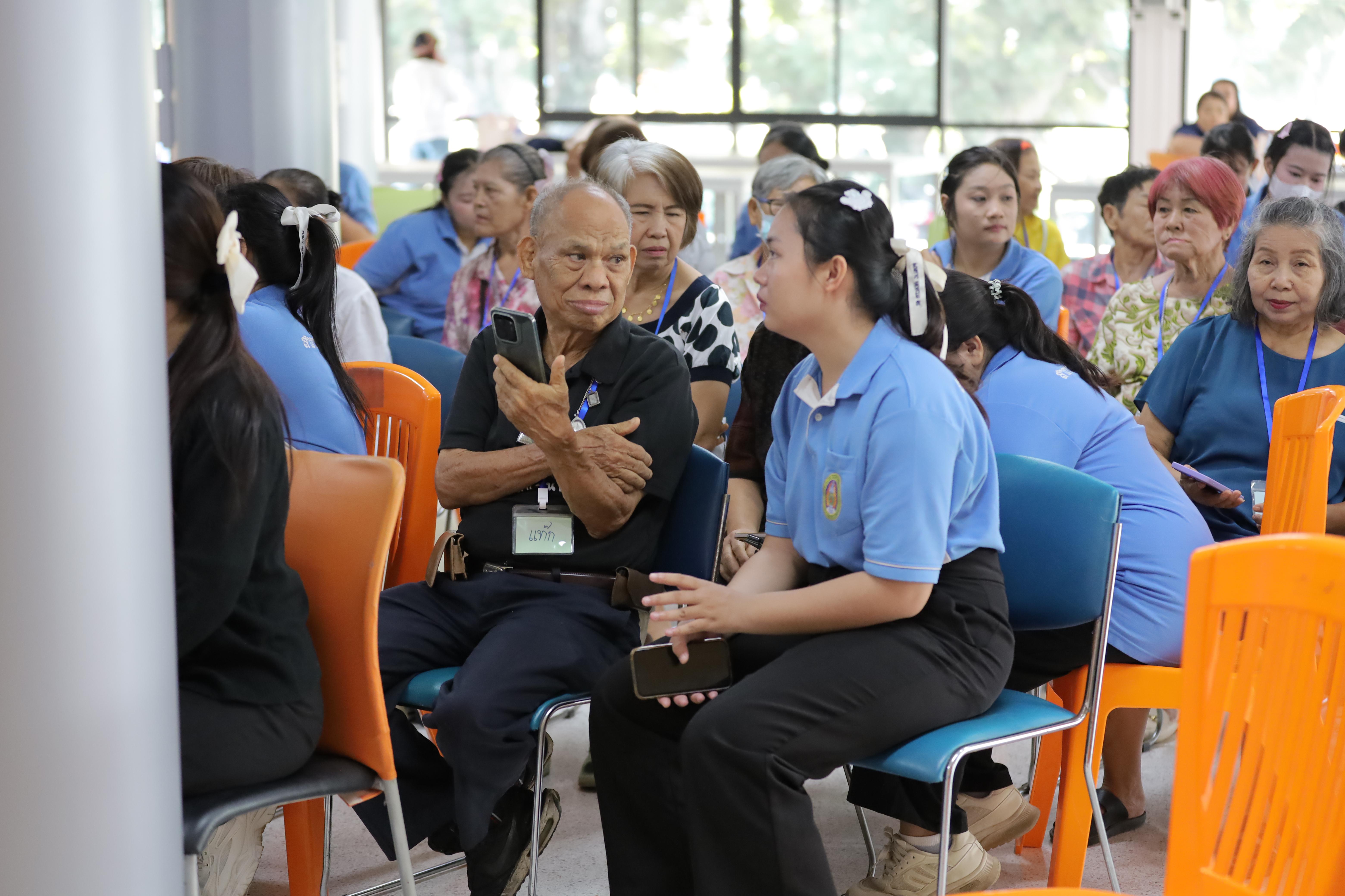 16. วันที่ 24 มิถุนายน 2569 กิจกรรมส่งเสริมและดูแลสุขภาพผู้สูงอายุ ครั้งที่ 6/2569