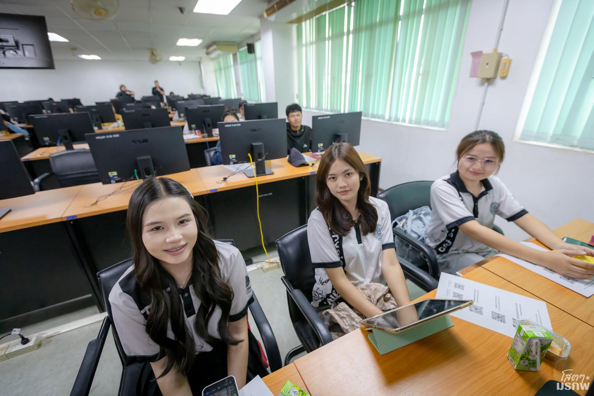 13. อบรมเชิงปฏิบัติการ AI เพื่อการจัดการสารสนเทศ การเขียนบรรณานุกรม และการจัดทำดัชนี