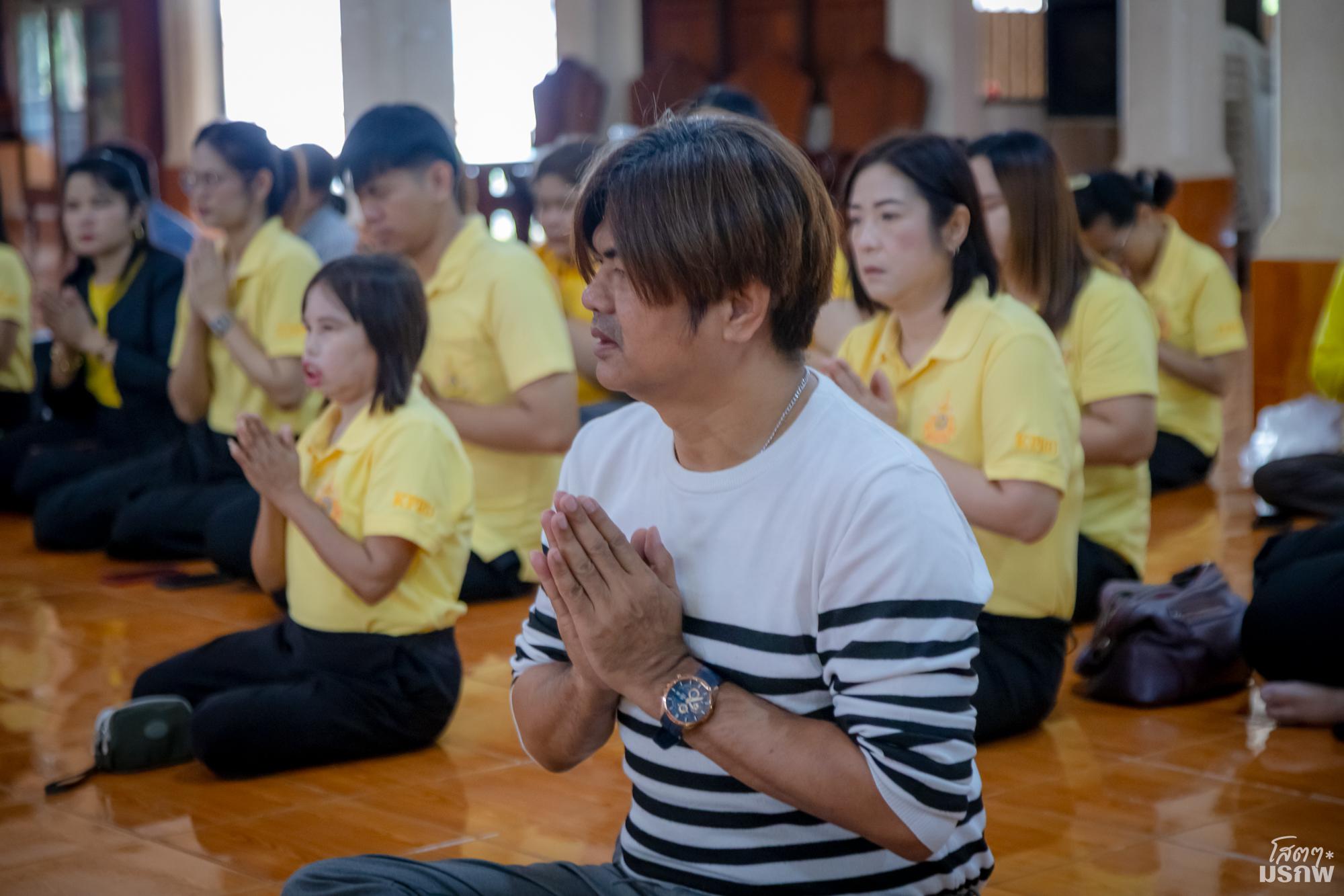 42. กิจกรรมถวายเทียนพรรษา ผ้าอาบน้ำน้ำฝน พร้อมถวายผ้าป่า เนื่องในวันอาสาฬหบูชา และเข้าพรรษา